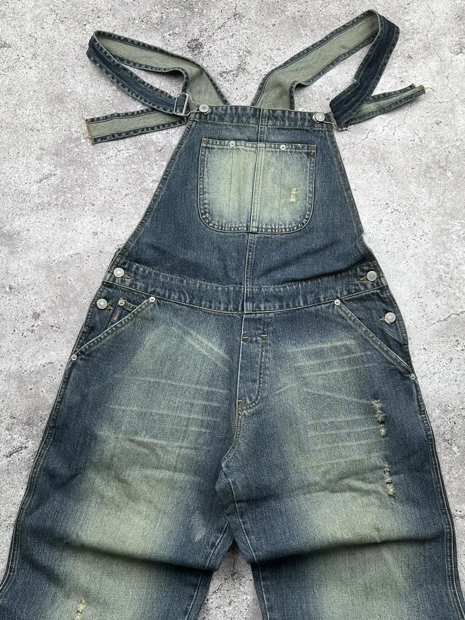 Japanese Brand Vintage Wide Faded Overalls C416(V609) Size US 32 / EU 48 - 2 Thumbnail