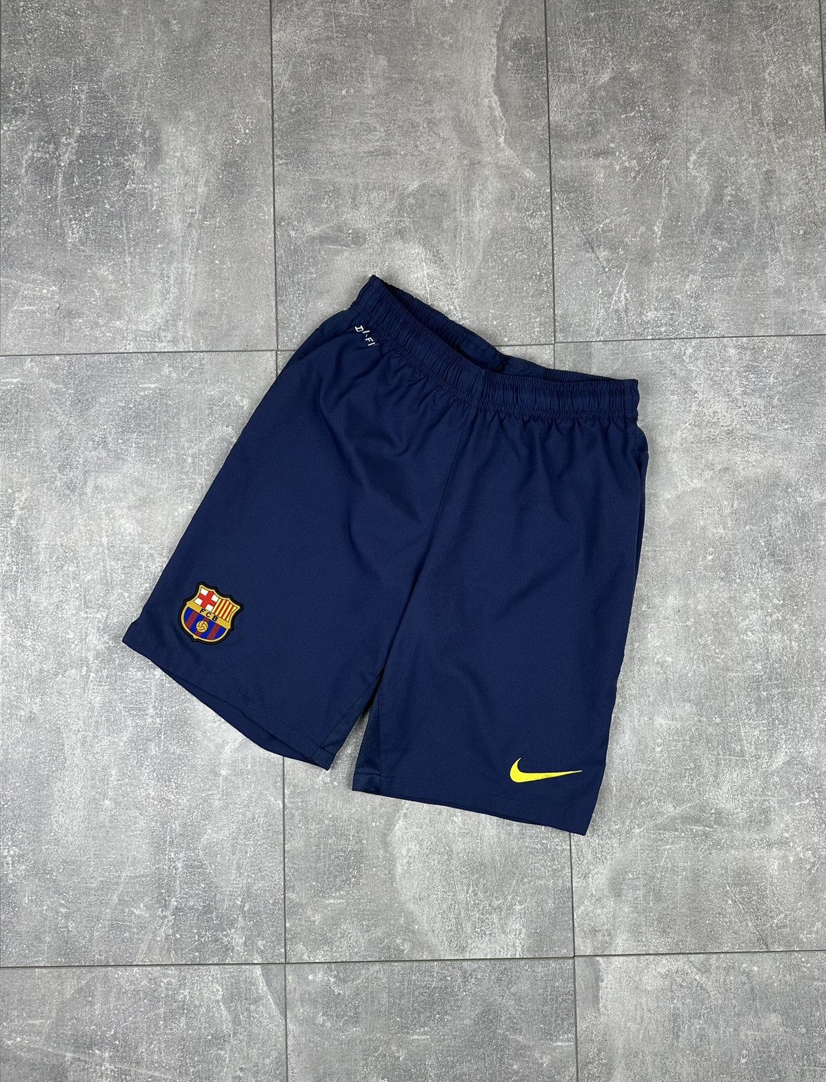 Nike Nike Barcelona Fc Soccer Football Shorts Size US 30 / EU 46 - 1 Thumbnail