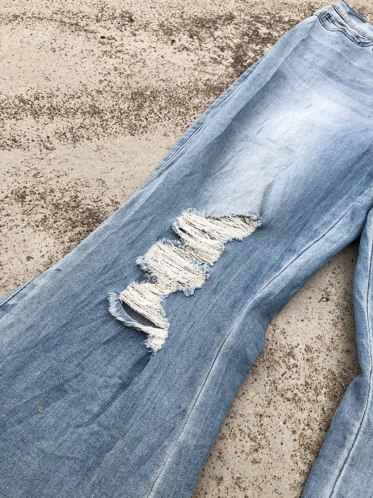 Other SUPER FLARE⚡️⚡️STRECTHABLE DENIM BY YMI USA Size 28" / US 6 / IT 42 - 6 Thumbnail