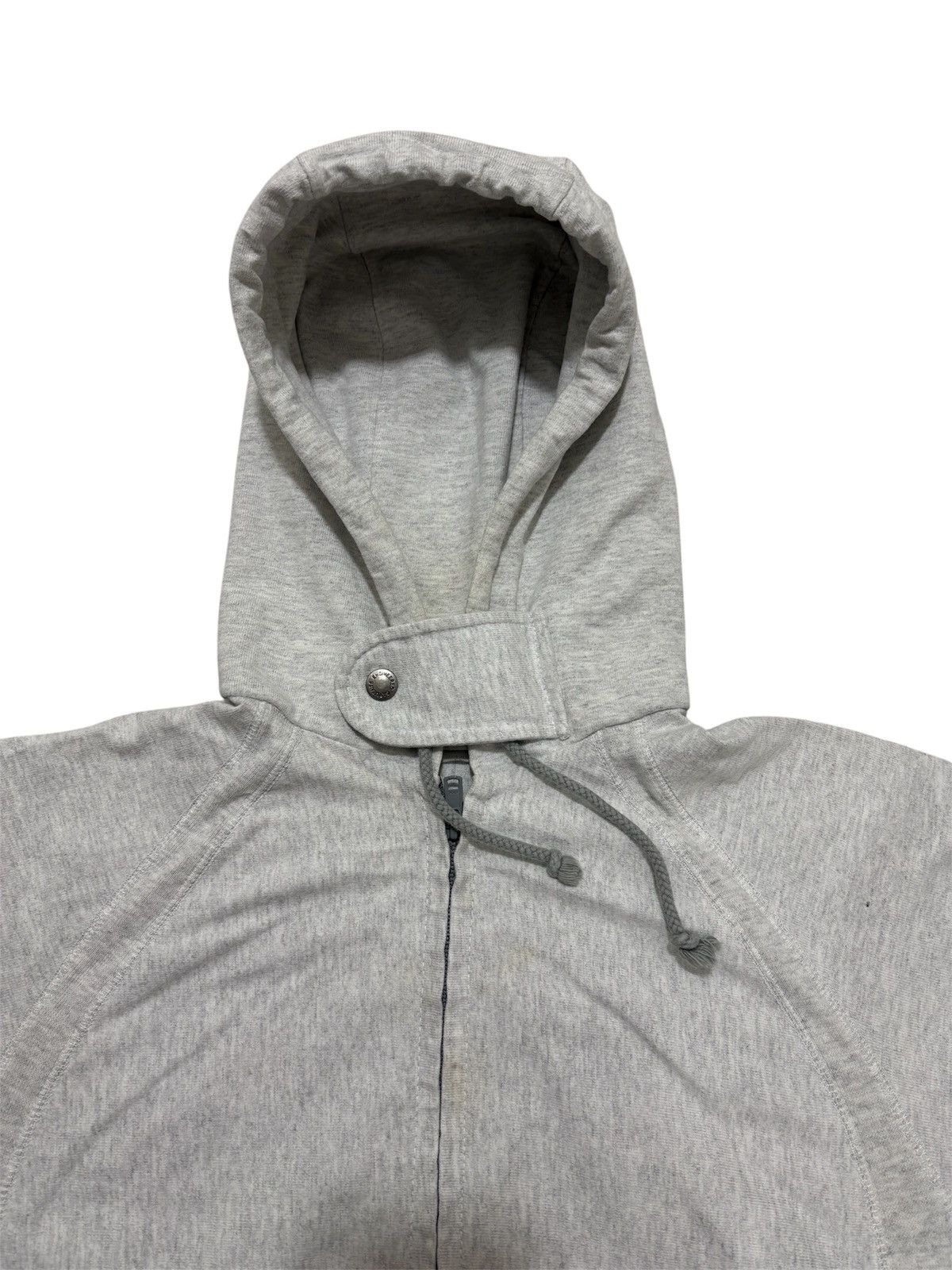 Engineered Garments Engineered garments hoodie fit like s size Size US M / EU 48-50 / 2 - 3 Thumbnail