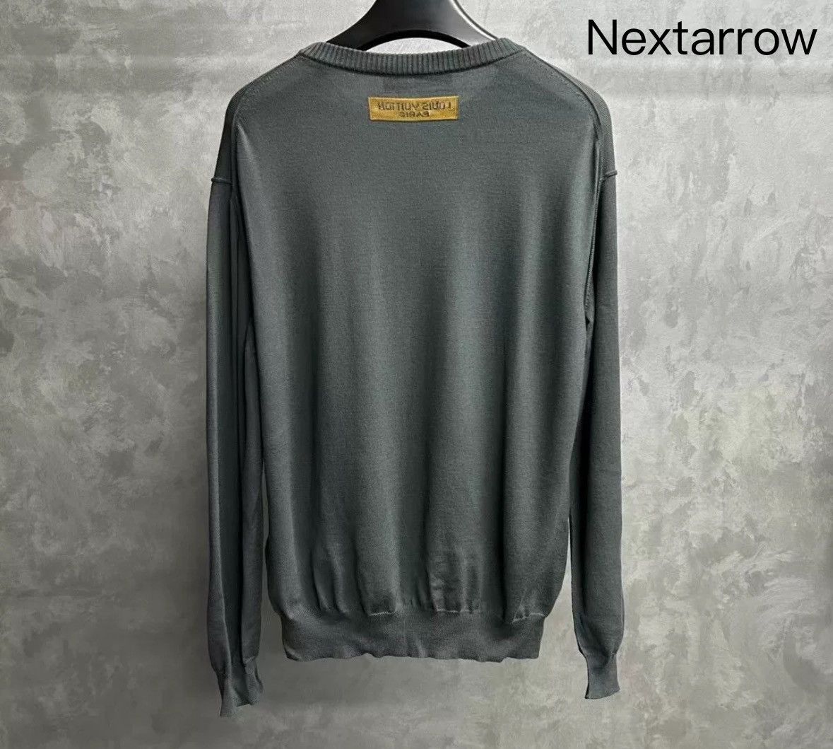 Louis Vuitton Louis Vuitton's latest grey tool logo knit sweater Size US L / EU 52-54 / 3 - 2 Thumbnail