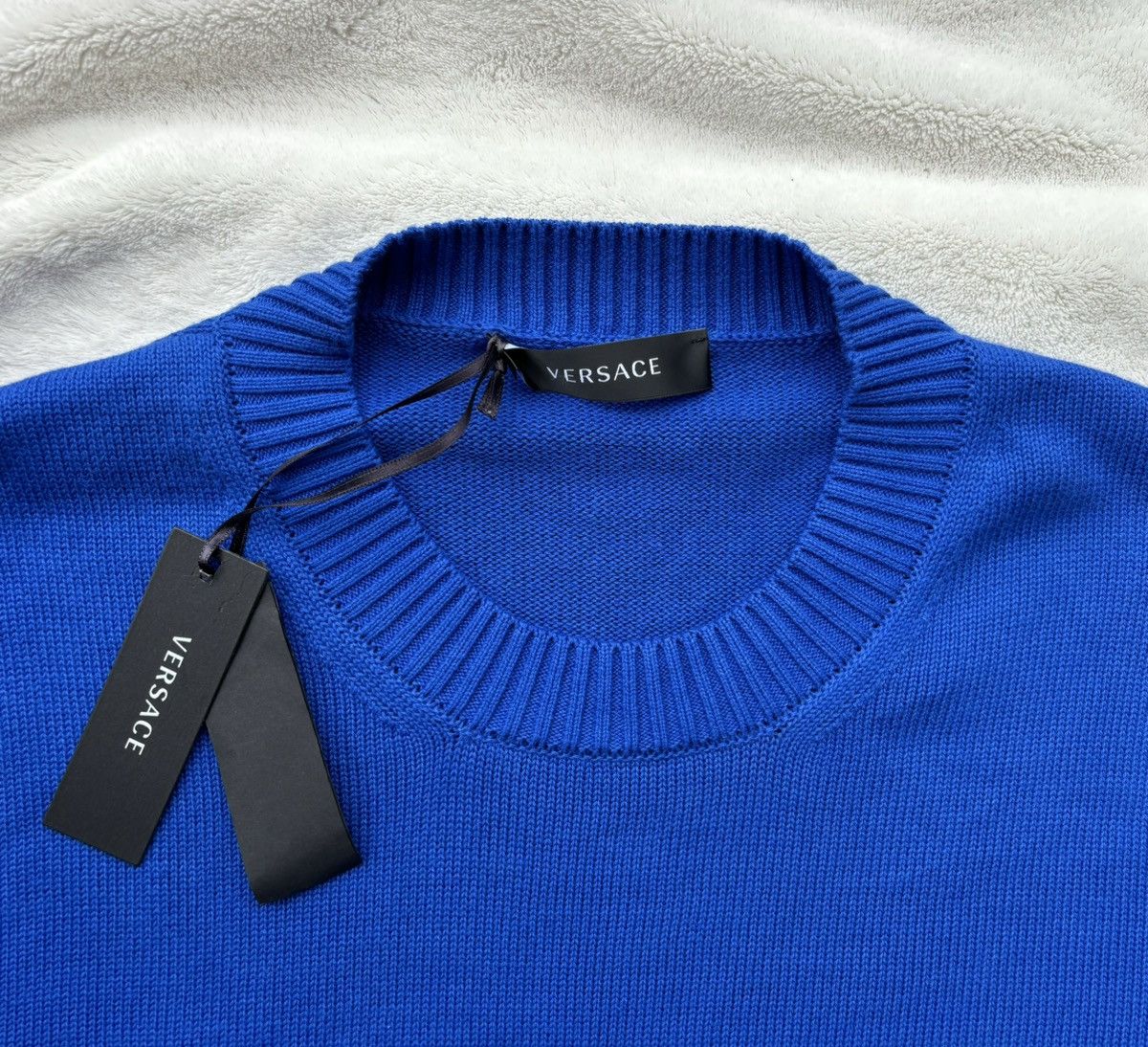 Versace Versace Cobalt Knit Embroidered Sweater Size US L / EU 52-54 / 3 - 3 Thumbnail