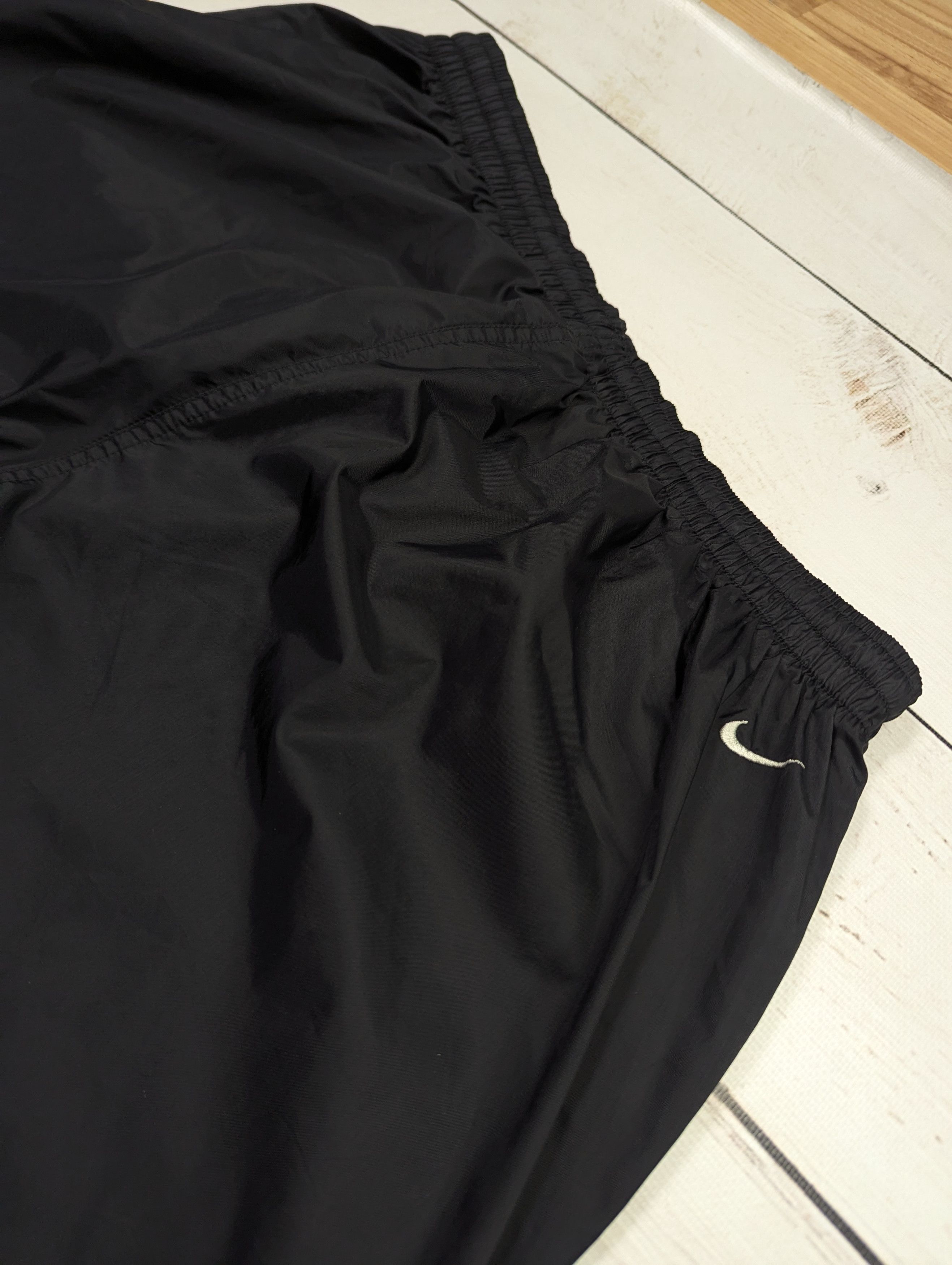 Nike Nike Nylon vintage pants Size XL Size US 36 / EU 52 - 13 Thumbnail