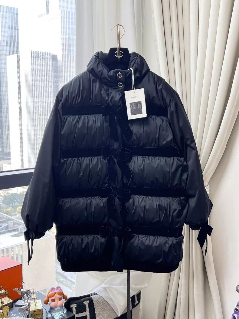 Chanel Chanel Velvet bow down jacket bread suit Size XS / US 0-2 / IT 36-38 - 1 Thumbnail
