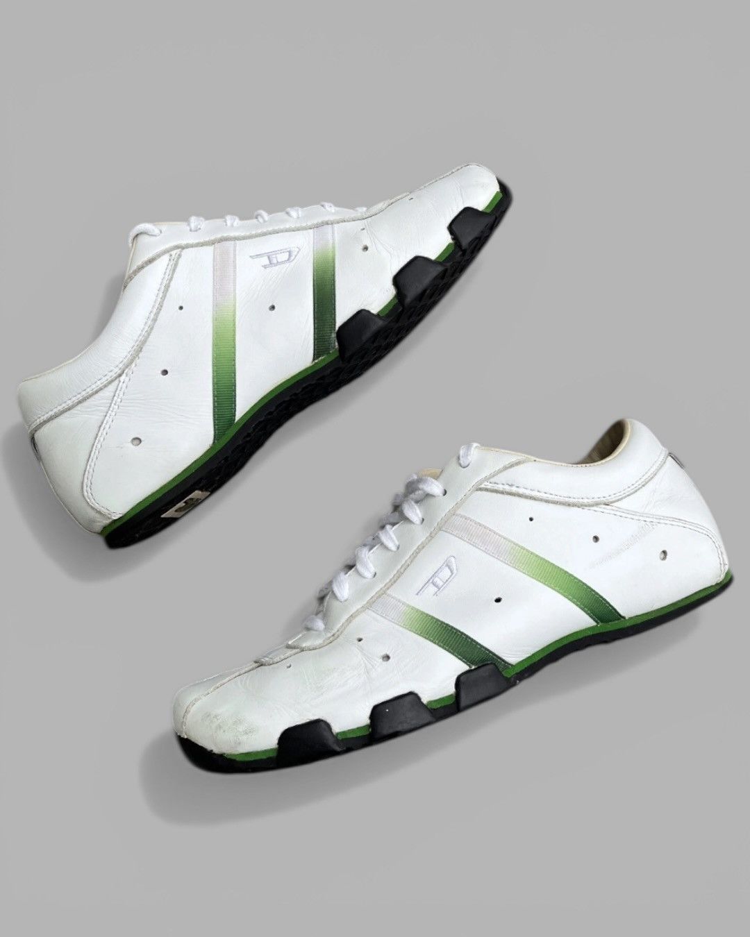 Diesel 🔥Vintage 2000’s DIESEL Low Top Leather Sneakers Size US 9 / IT 39 - 2 Thumbnail