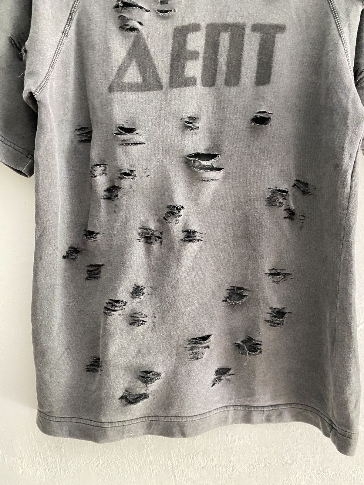 20471120 × Beauty Beast × Japanese Brand Vintage Dept Distressed tee Size US S / EU 44-46 / 1 - 3 Thumbnail