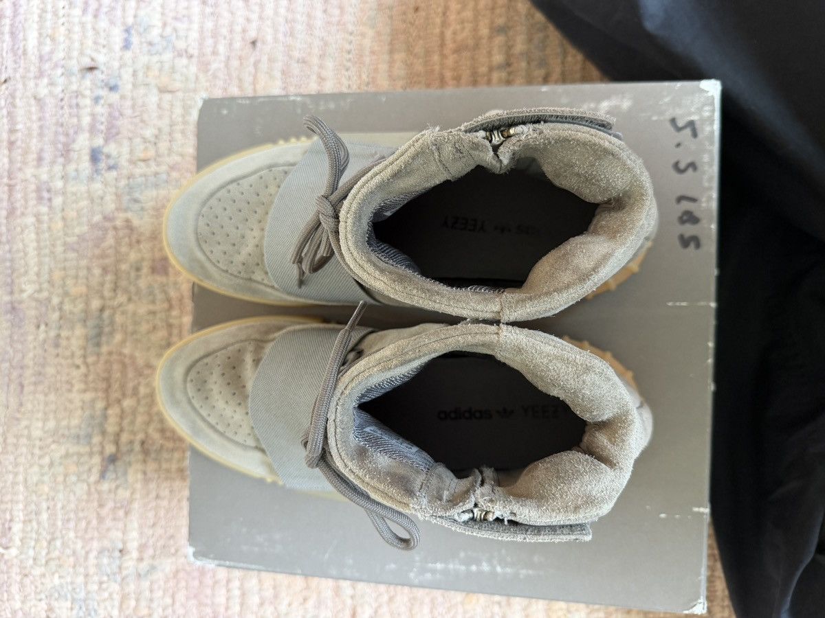 Yeezy Yeezy Boost 750 grey gum Size US 9.5 / EU 42-43 - 6 Thumbnail
