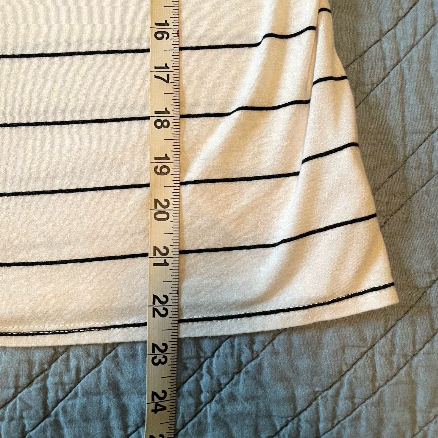 Vintage Green Envelope Top Womens S Ivory Black Striped Round Neck T-Shirt Short Sleeve Size S / US 4 / IT 40 - 6 Thumbnail