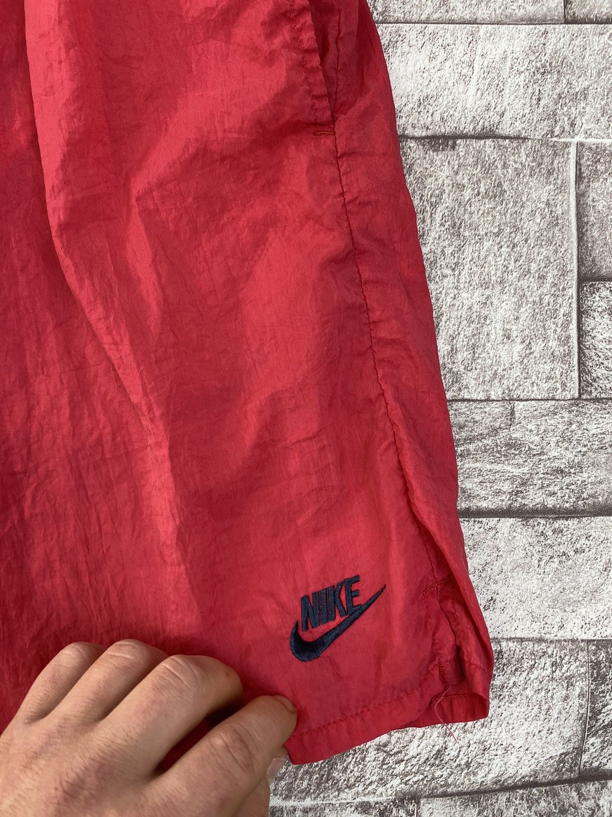 Nike × Vintage Vintage Nike Nylon Shorts 90s Big Logo Swoosh Men Red Size US 36 / EU 52 - 7 Thumbnail
