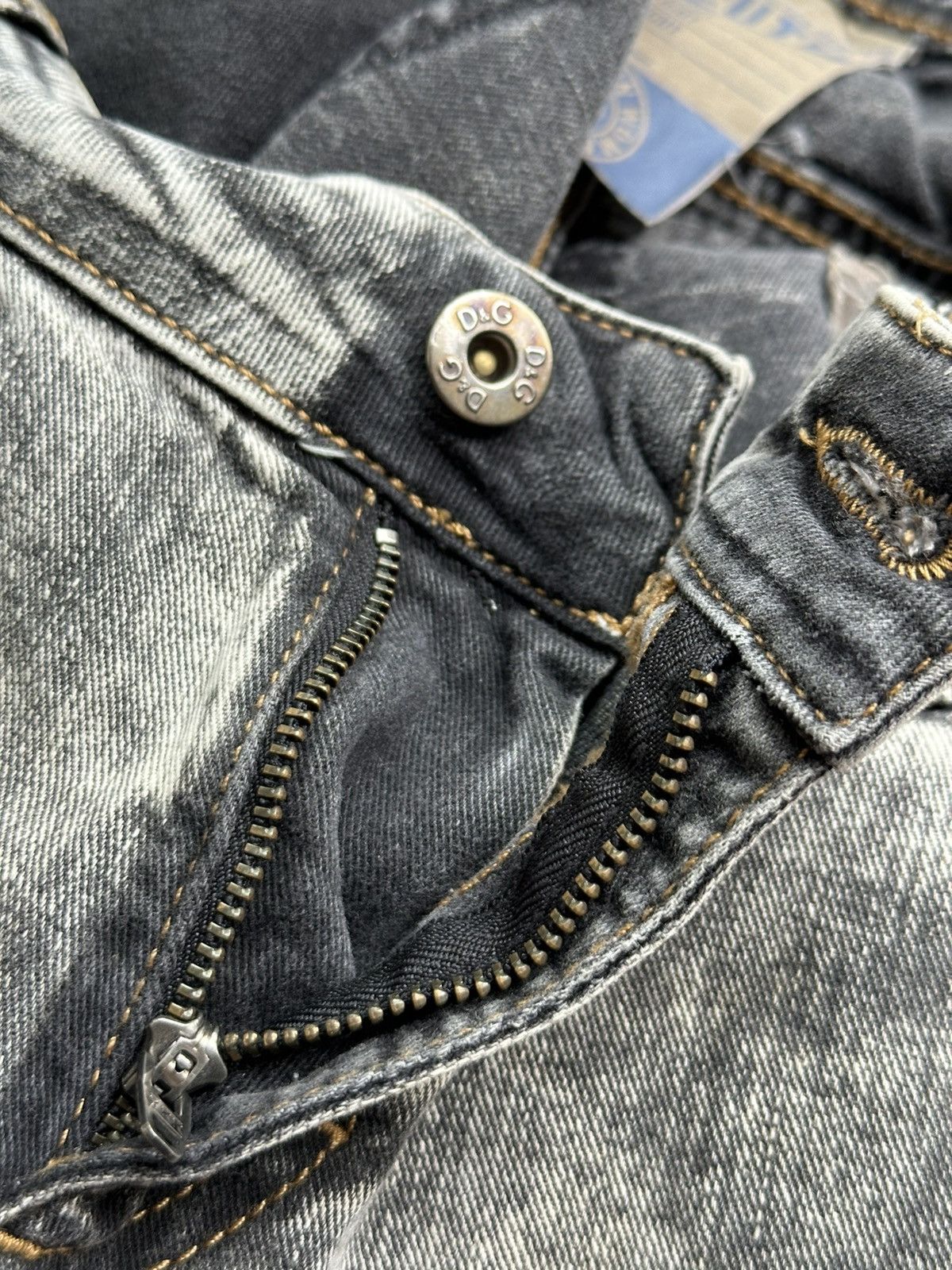 Dolce & Gabbana DOLCE&GABBANA Distressed Shorts Denim Pockets Grey Size 32 Size 32" / US 10 / IT 46 - 10 Thumbnail