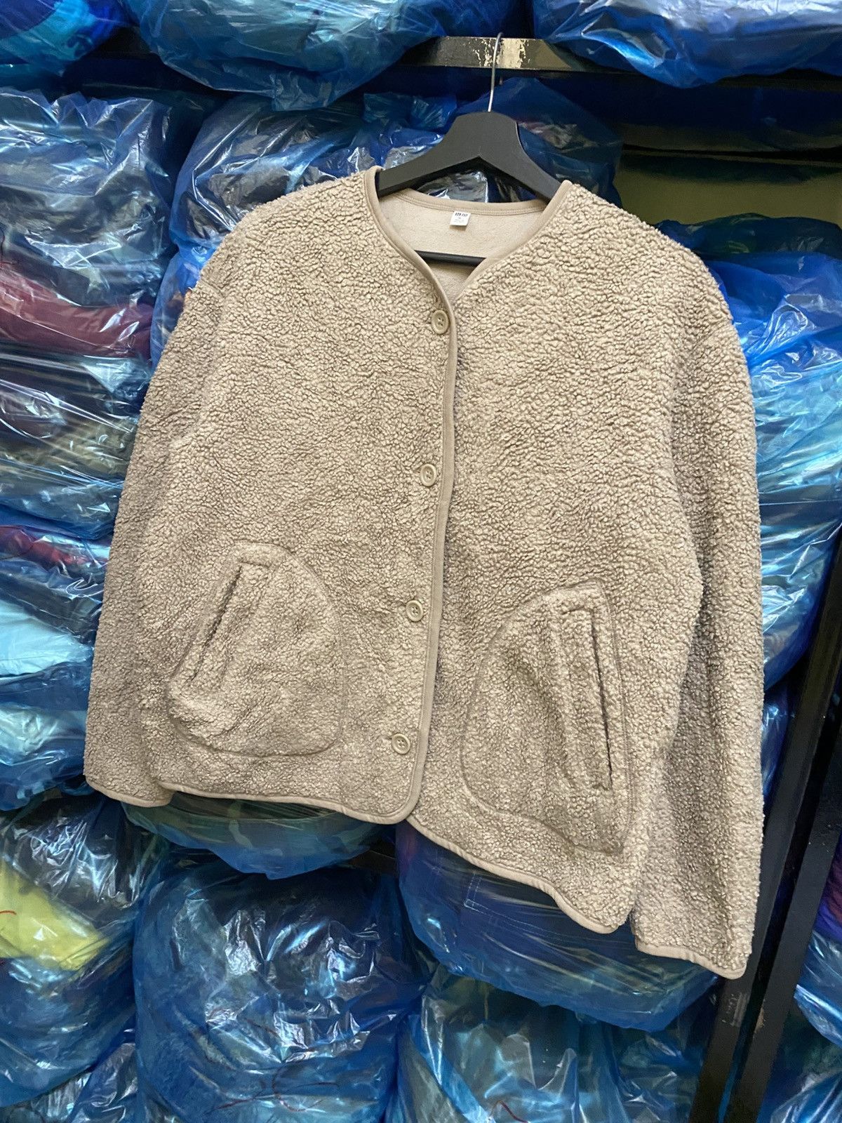 Uniqlo Fleece Button Cardigan Jacket – Beige Sherpa