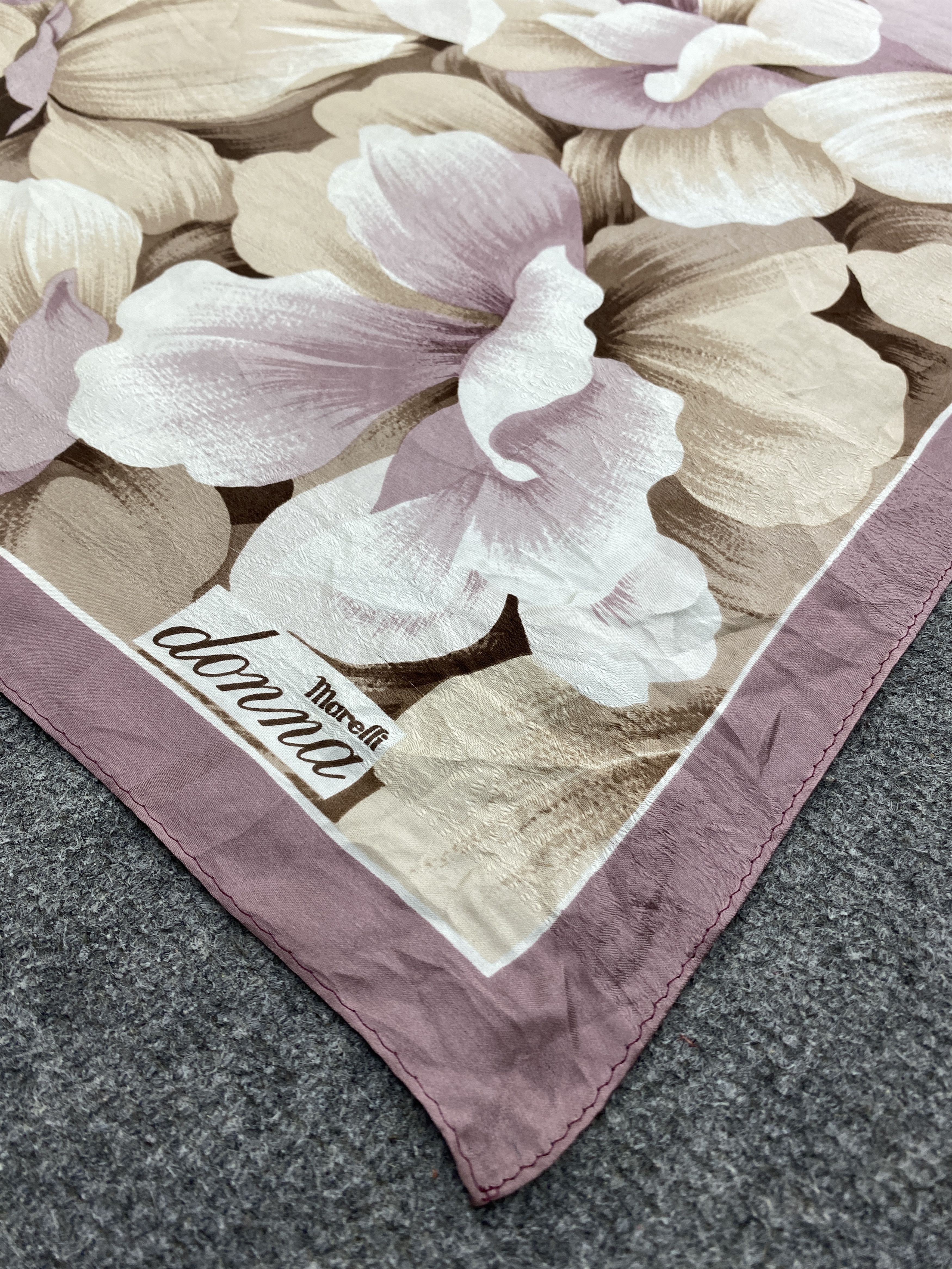 Vintage Marelli Donna Floral Silk Scarf / Silk Shawl SN0248 Size ONE SIZE - 3 Thumbnail