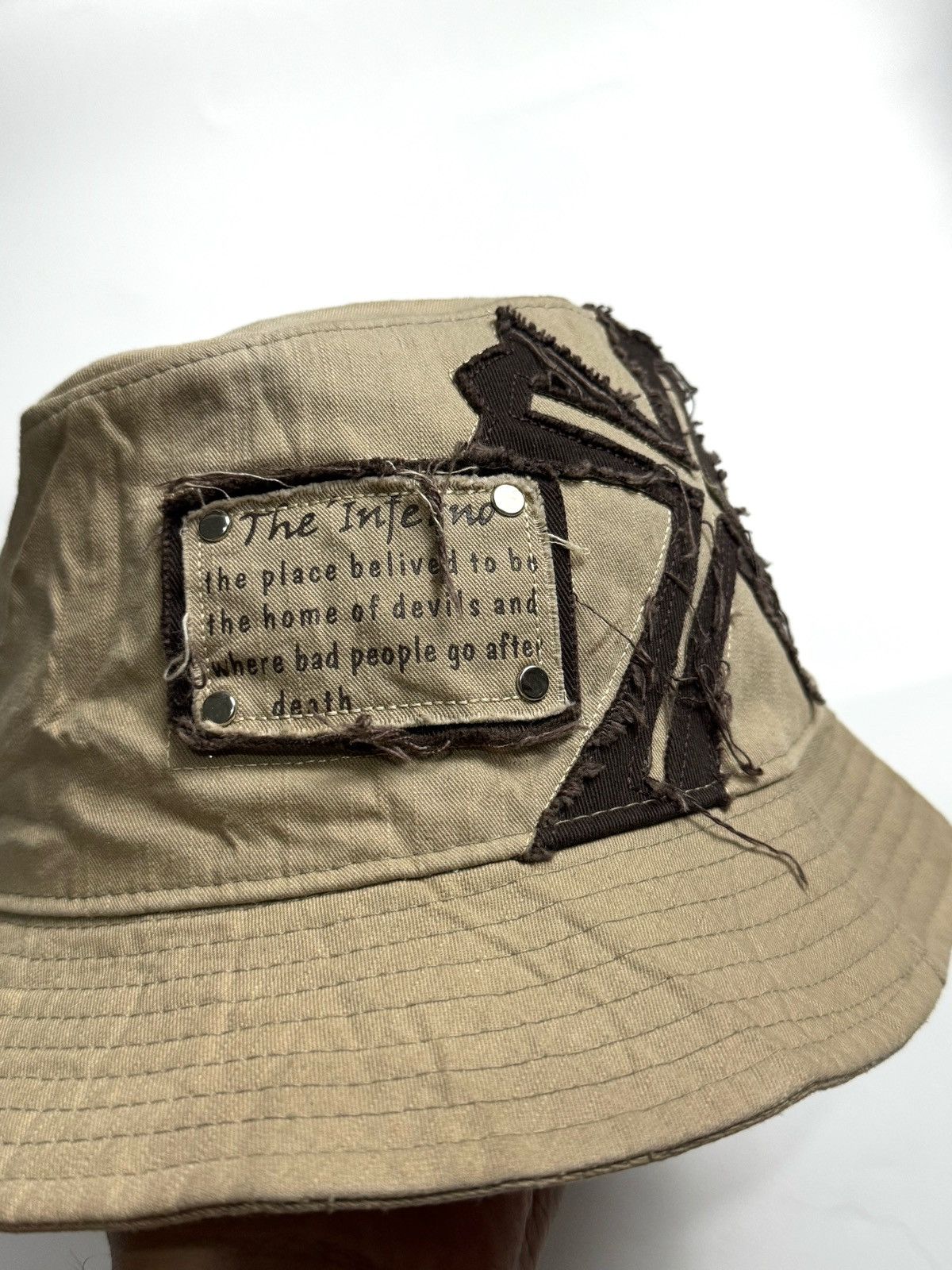 Beauty Beast × Hysteric Glamour × Japanese Brand Bucket Hats Crosses Poem ifsix lgb style Size ONE SIZE - 2 Thumbnail
