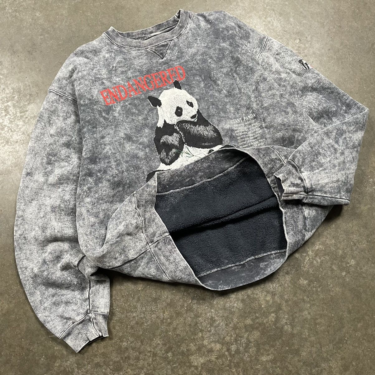 Vintage Vintage Nature Crewneck Endangered Giant Panda 90s Faded Size US XL / EU 56 / 4 - 3 Thumbnail