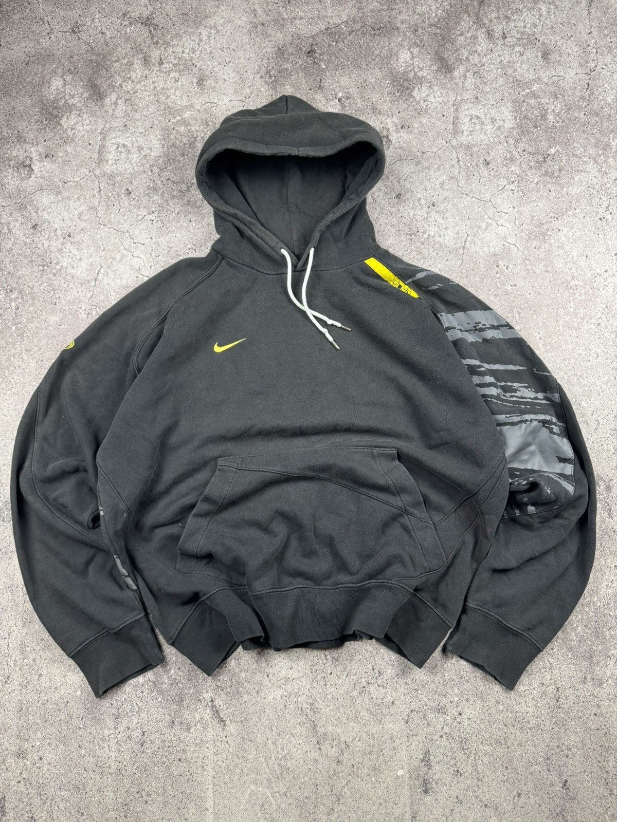 Nike Vintage Nike Total 90 Hoodie Cream Stripes Circle Logo M Size US L / EU 52-54 / 3 - 1 Thumbnail