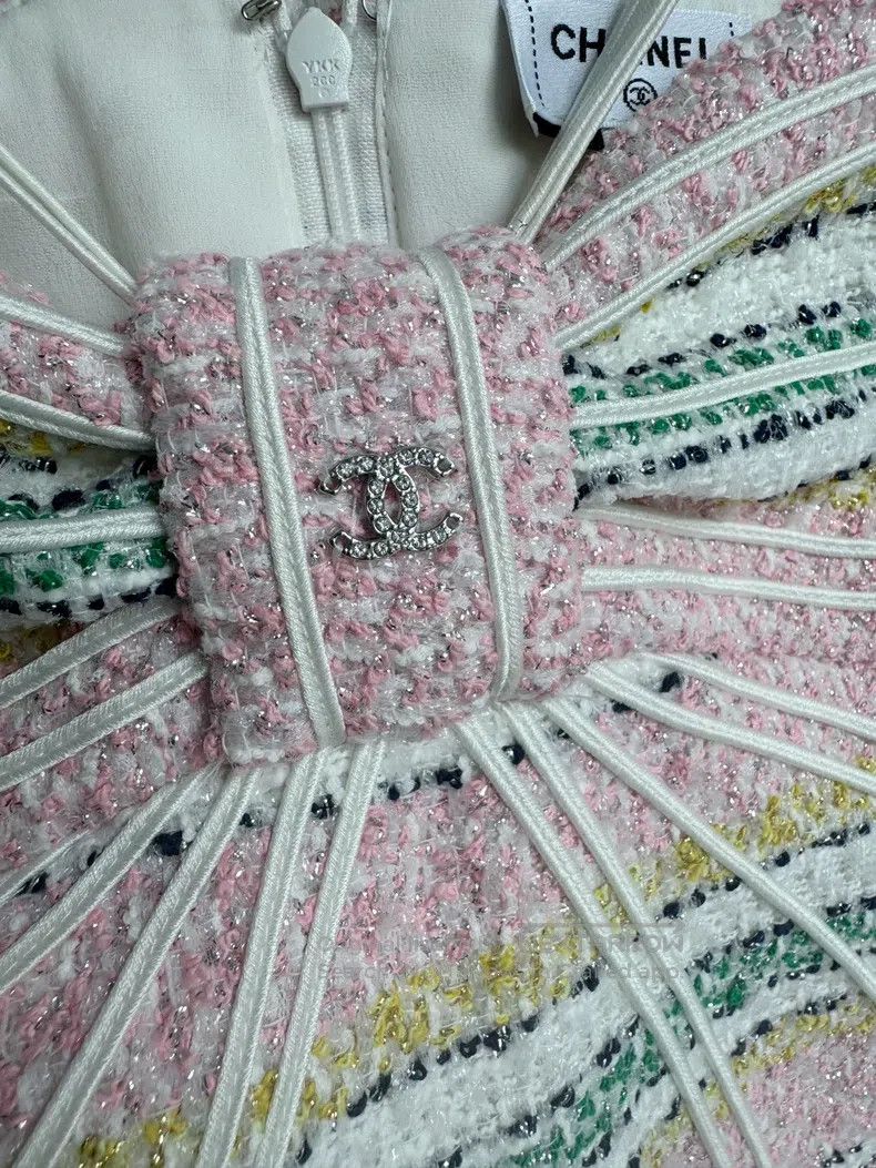 Chanel Chanel 24s candy-coloured bow glitter suspender skirt Size XS / US 0-2 / IT 36-38 - 5 Thumbnail