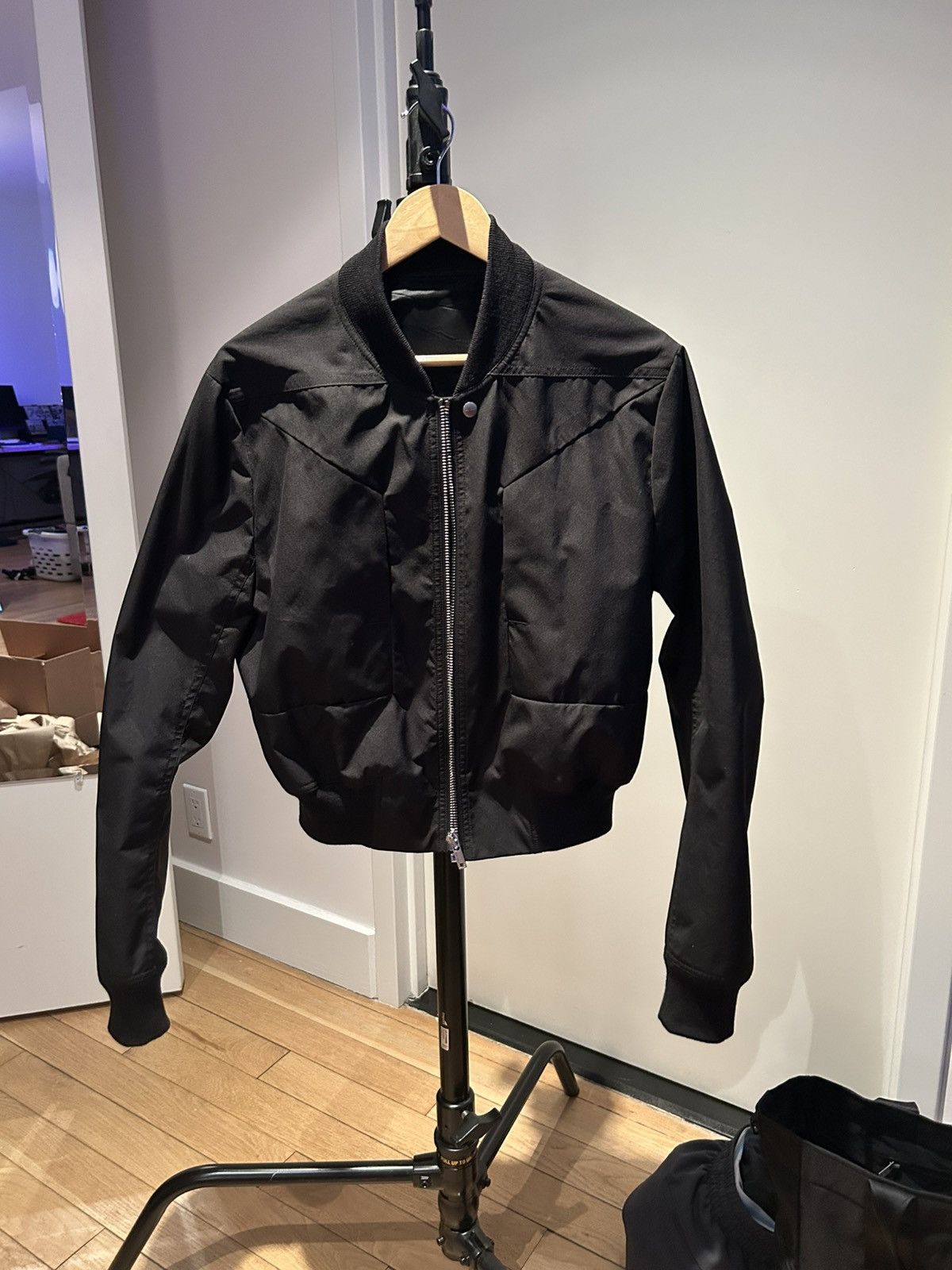 Rick Owens AW22 Geometric Cropped Bomber Size US M / EU 48-50 / 2 - 1 Thumbnail
