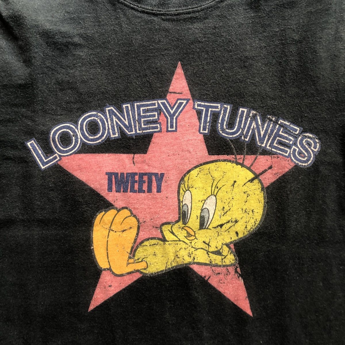 Other Vintage Looney Tunes Twenty 04 Shirt Size US XS / EU 42 / 0 - 3 Thumbnail