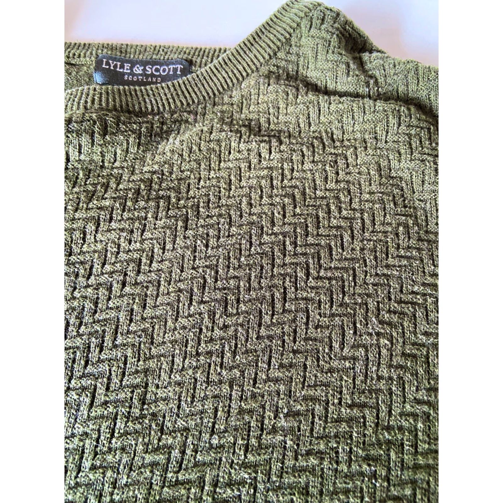 Lyle & Scott Lyle & Scott Scotland Mens Green Long Sleeve Pullover Sweater 100% Cotton Sz L Size US L / EU 52-54 / 3 - 3 Thumbnail