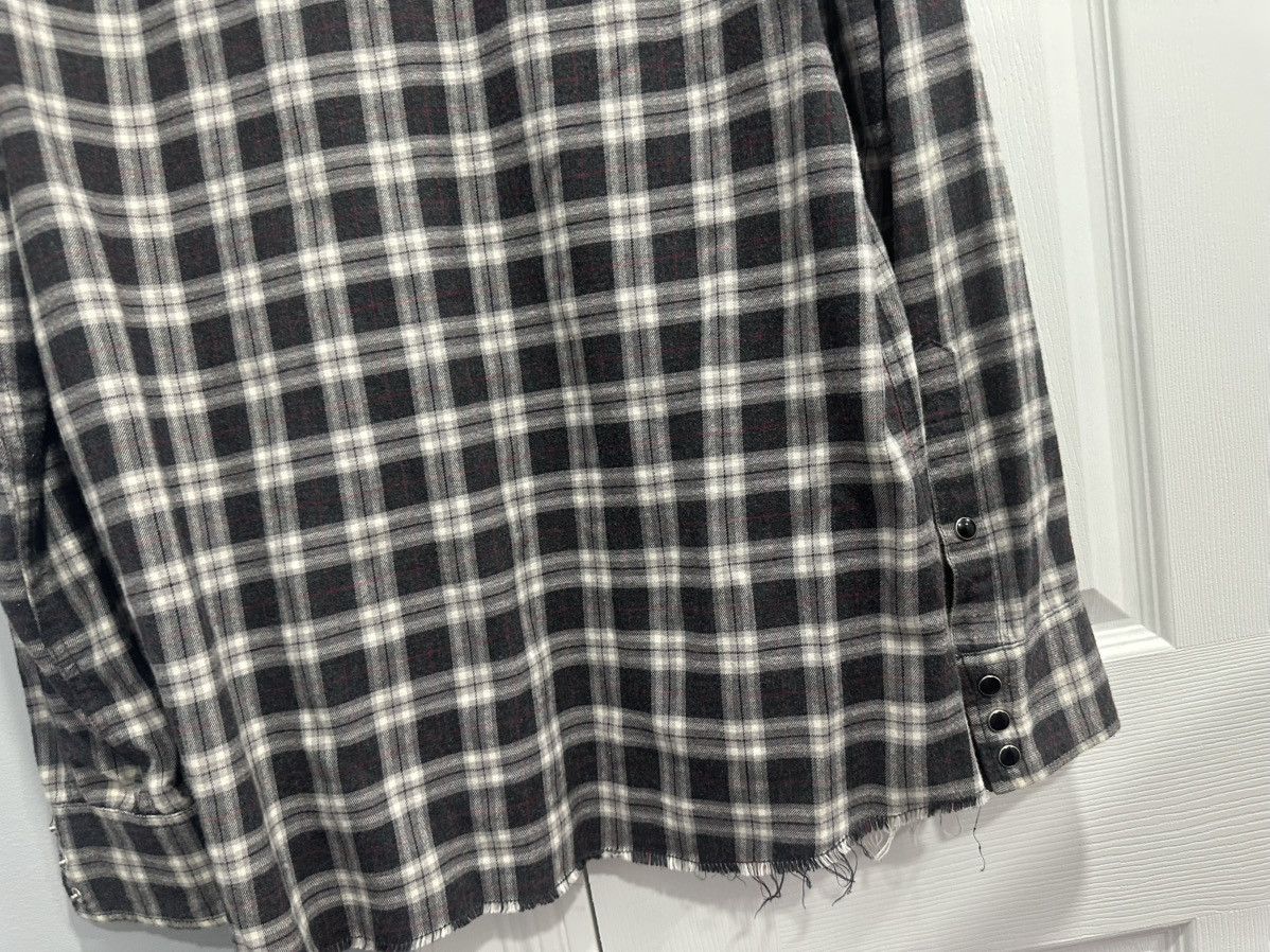Saint Laurent Paris Saint Laurent Paris grey distressed button up Size US M / EU 48-50 / 2 - 6 Thumbnail