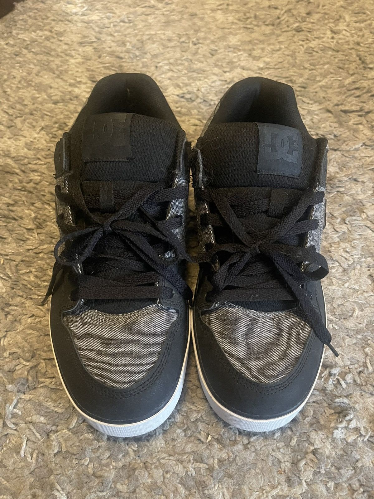 DC DC Skate Shoes Size US 11 / EU 44 - 2 Thumbnail
