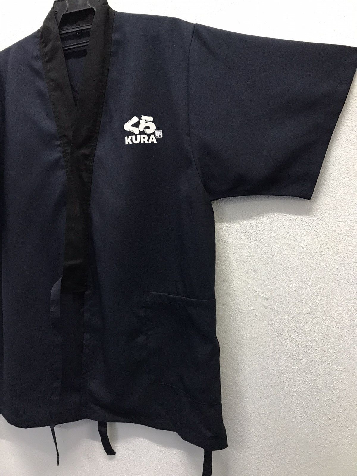 Japanese Brand × Vintage Vintage Kura Big Logo Kimono Size US L / EU 52-54 / 3 - 5 Thumbnail