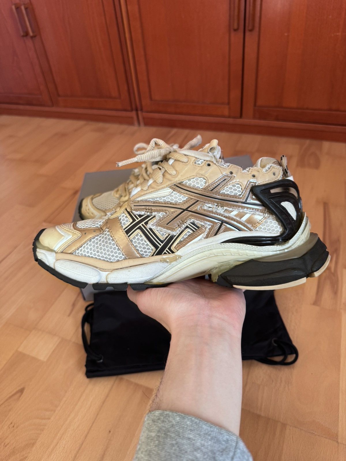 Balenciaga Balenciaga Runner Beige Size US 8 / EU 41 - 5 Thumbnail