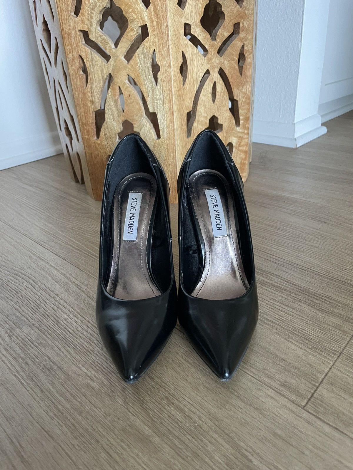 Steve Madden Black Patent Leather Heels Size US 7 / IT 37 - 5 Thumbnail