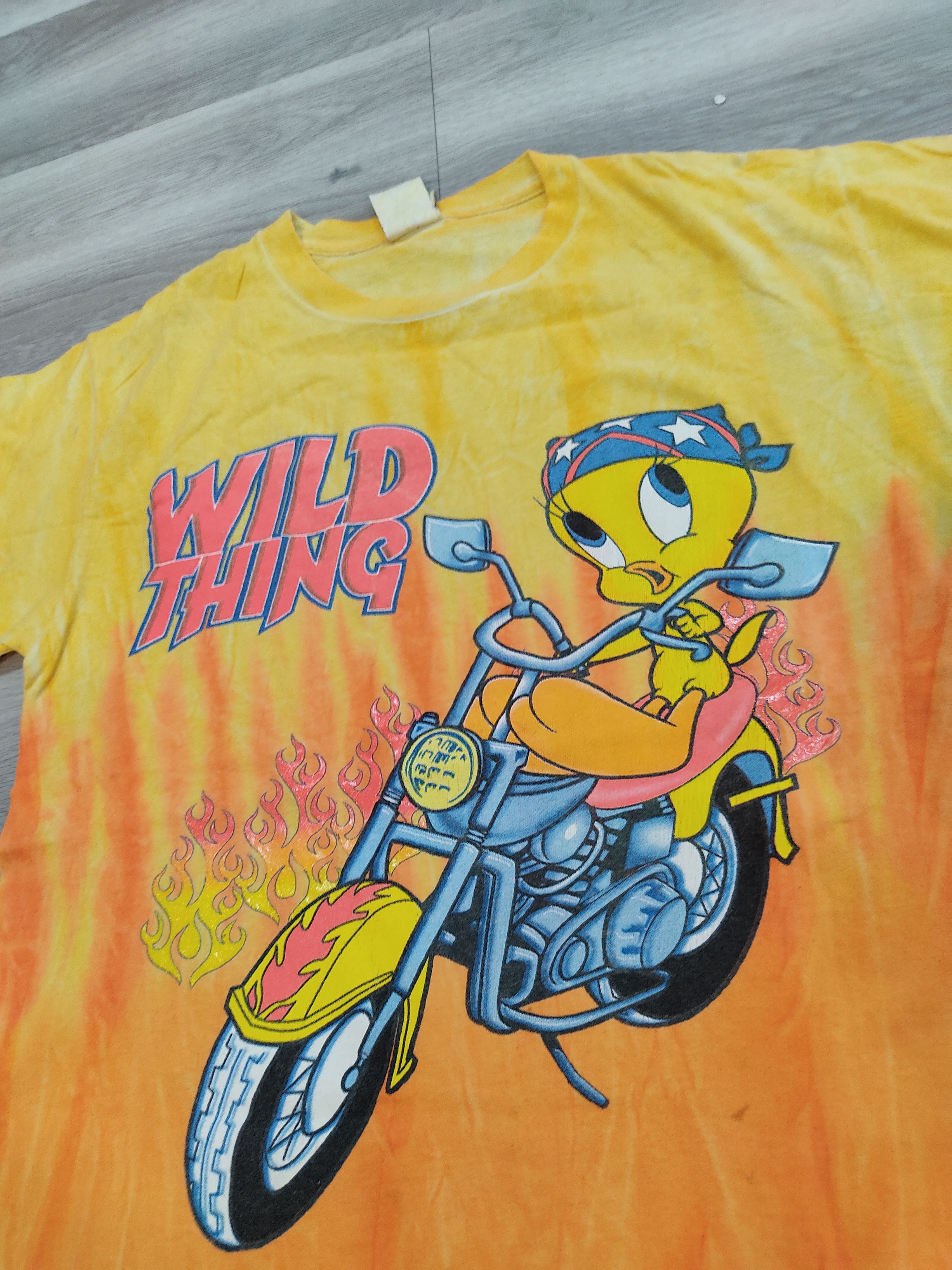 Vintage TWEETY BIRD WILD THINGS 2000 Size US M / EU 48-50 / 2 - 3 Thumbnail