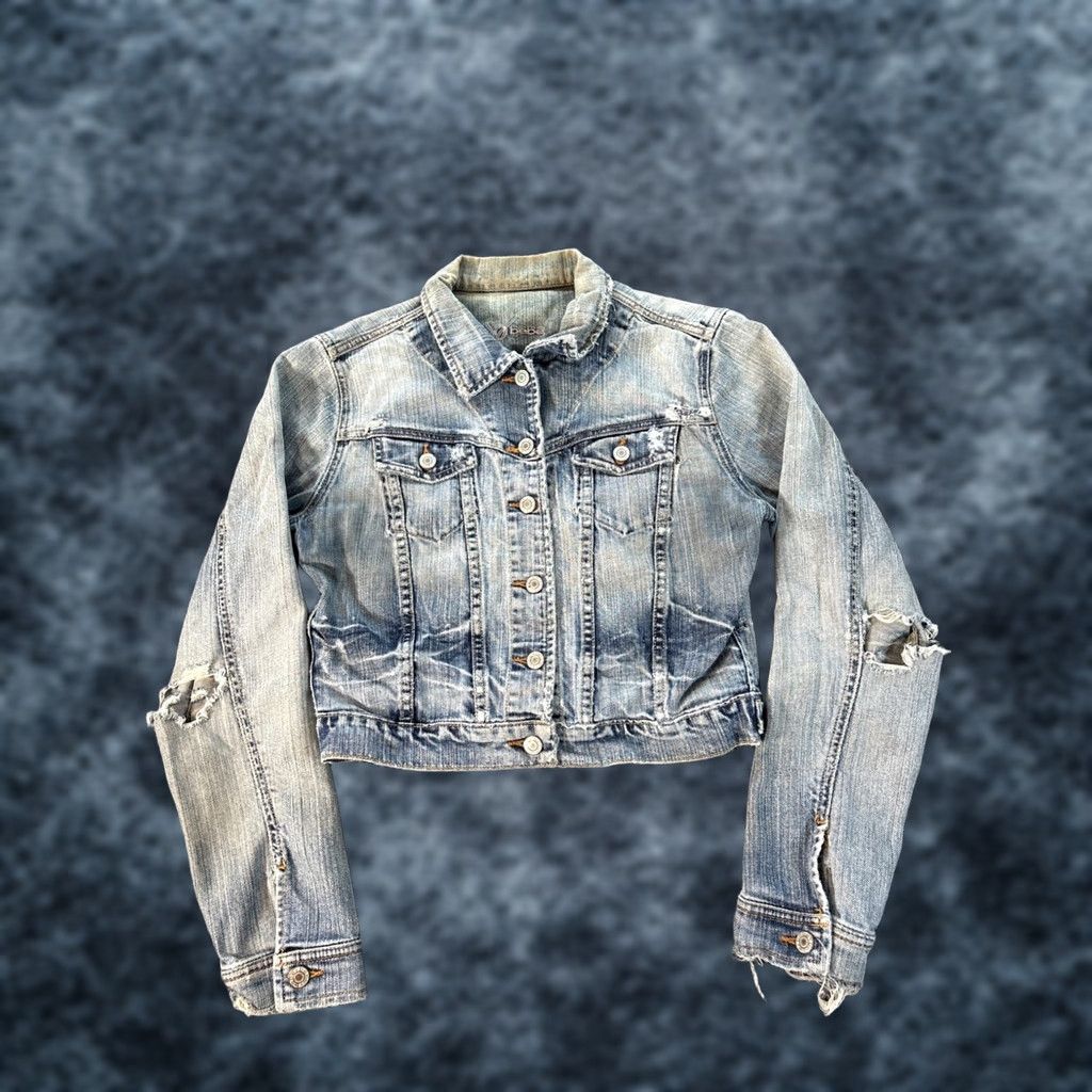 Bebe VINTAGE bebe Denim Jacket Womens Small Rhinestone Distressed Thrashed Light Wash Jacket Womens Small Blue Rhinestone 90s Theme Womens Size S / US 4 / IT 40 - 1 Thumbnail