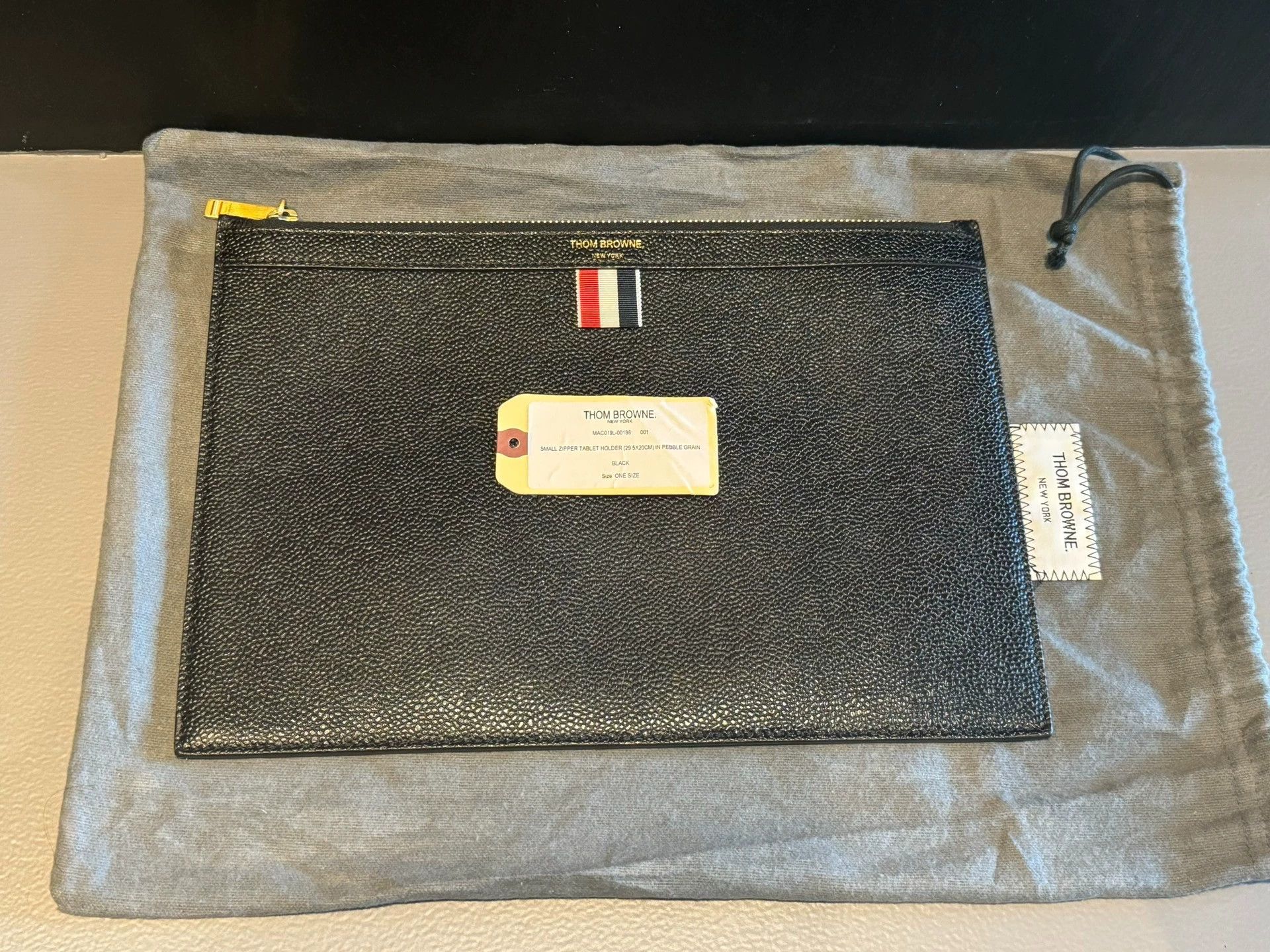 Thom Browne Thom Browne Classic Medium Clutch 98 New w/ Tags Dust Bag Size ONE SIZE - 1 Thumbnail