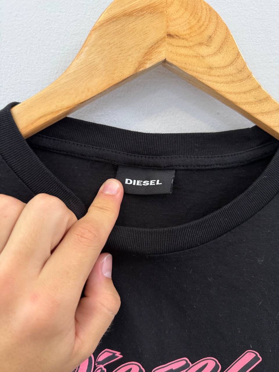 Diesel Men’s Diesel Industry Big Logo black y2k designer tee Size US M / EU 48-50 / 2 - 3 Thumbnail