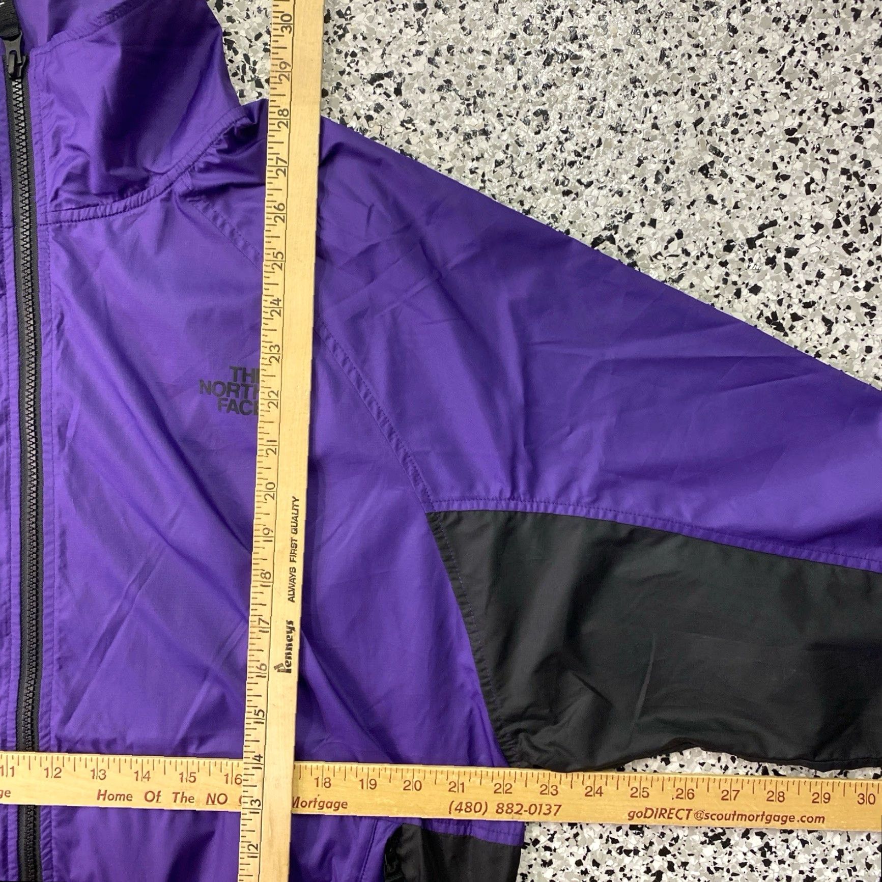 The North Face The North Face Windbreaker Jacket Purple Full Zip Women’s Medium - Lightweight, Water-Resistant, Zipper Pockets, Regular Fit Size M / US 6-8 / IT 42-44 - 3 Thumbnail