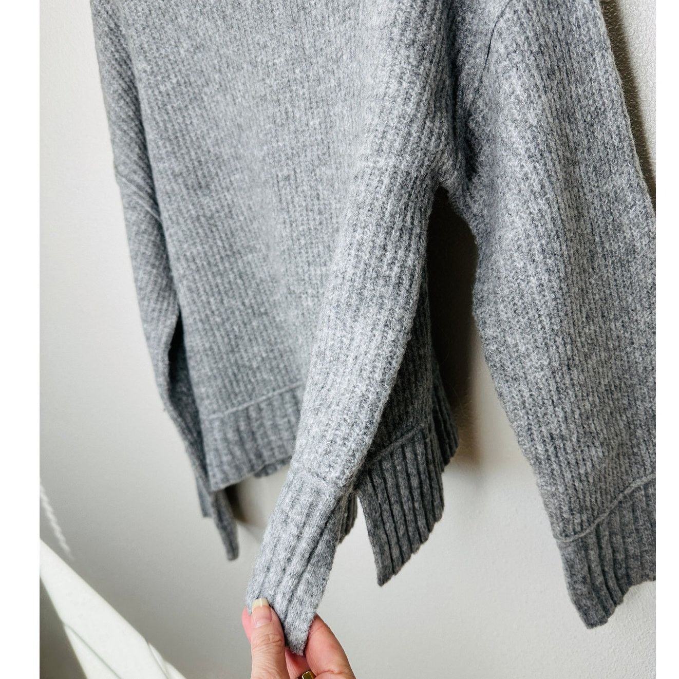 Other The Workshop Gray Keepin It Cozy Boxy Long Sleeve Sweater M Size M / US 6-8 / IT 42-44 - 6 Thumbnail