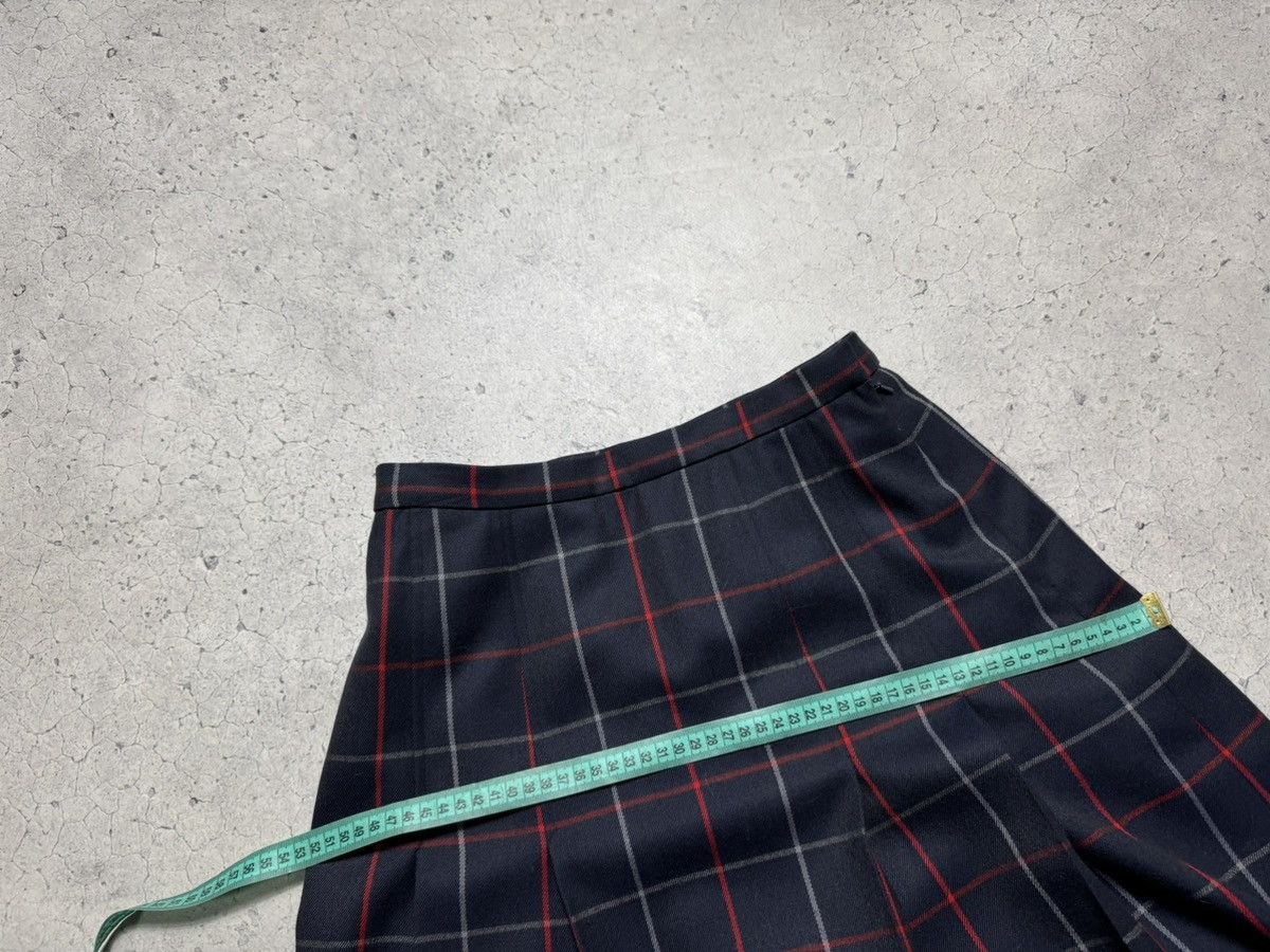 Burberry Burberrys Checkered Wool Skirt Vintage 90’s Size 28" / US 6 / IT 42 - 12 Thumbnail
