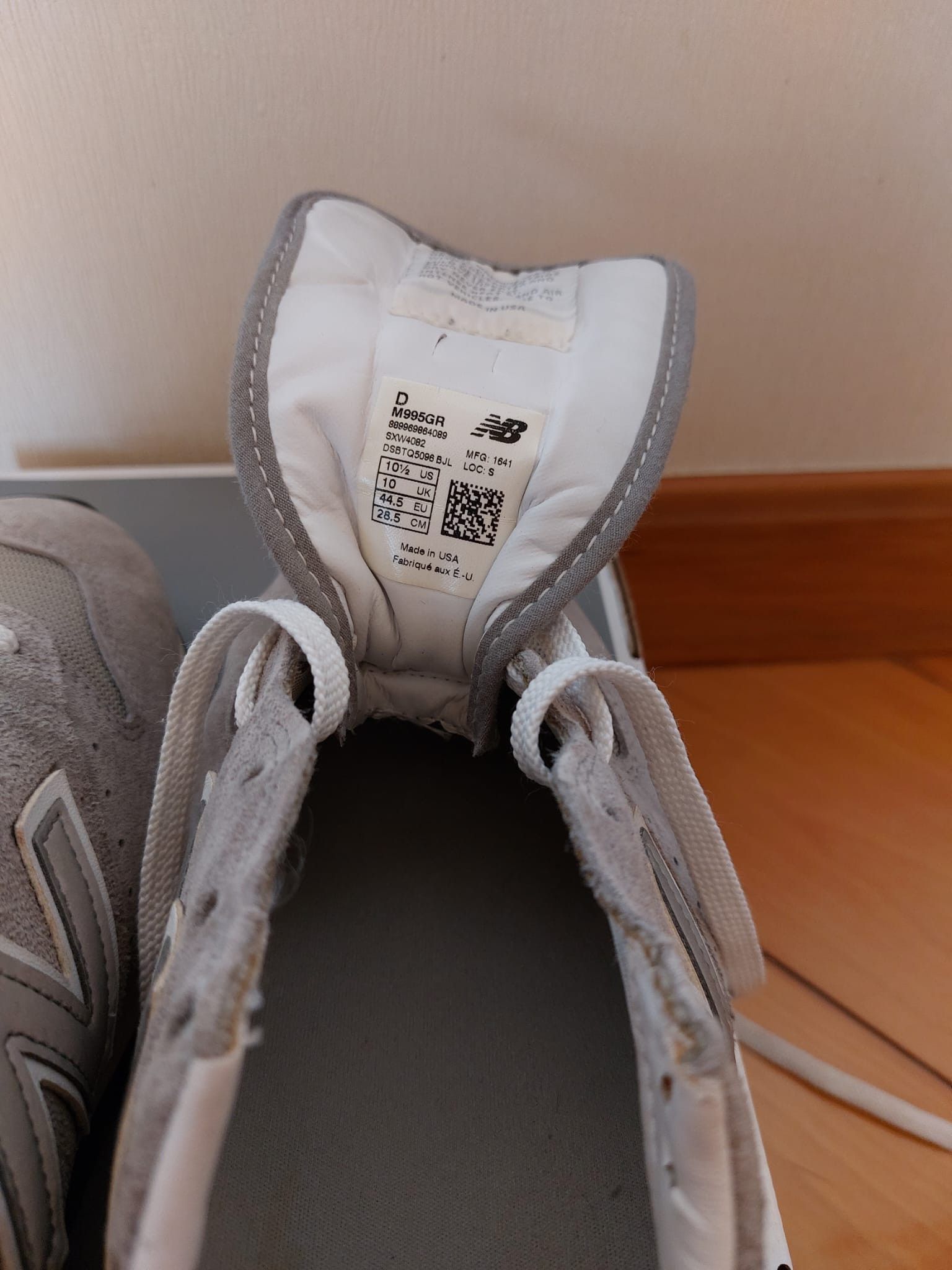 New Balance New Balance M995GR Size US 10.5 / EU 43-44 - 8 Thumbnail
