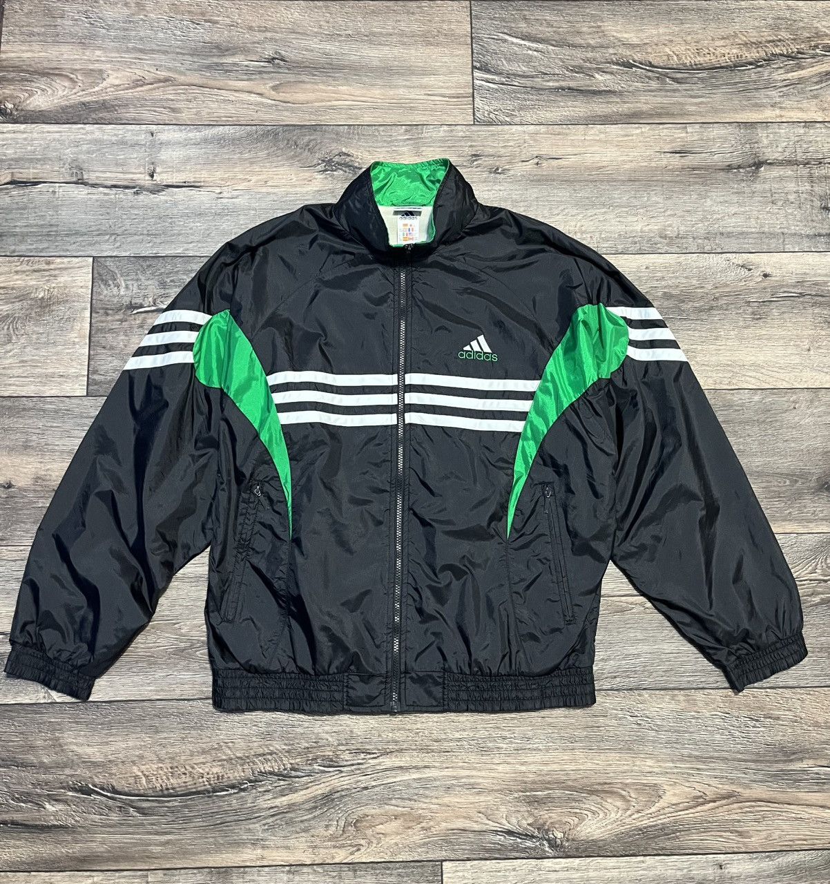 Adidas Vantage 90’s Adidas Black/Green Nylon Track Suit Size M Size US M / EU 48-50 / 2 - 2 Thumbnail