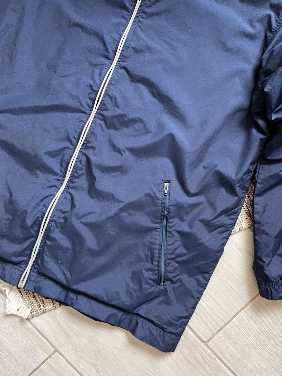 Nike × Vintage Vintage Nike jacket navy nylon windbreaker raincoat Size US L / EU 52-54 / 3 - 6 Thumbnail
