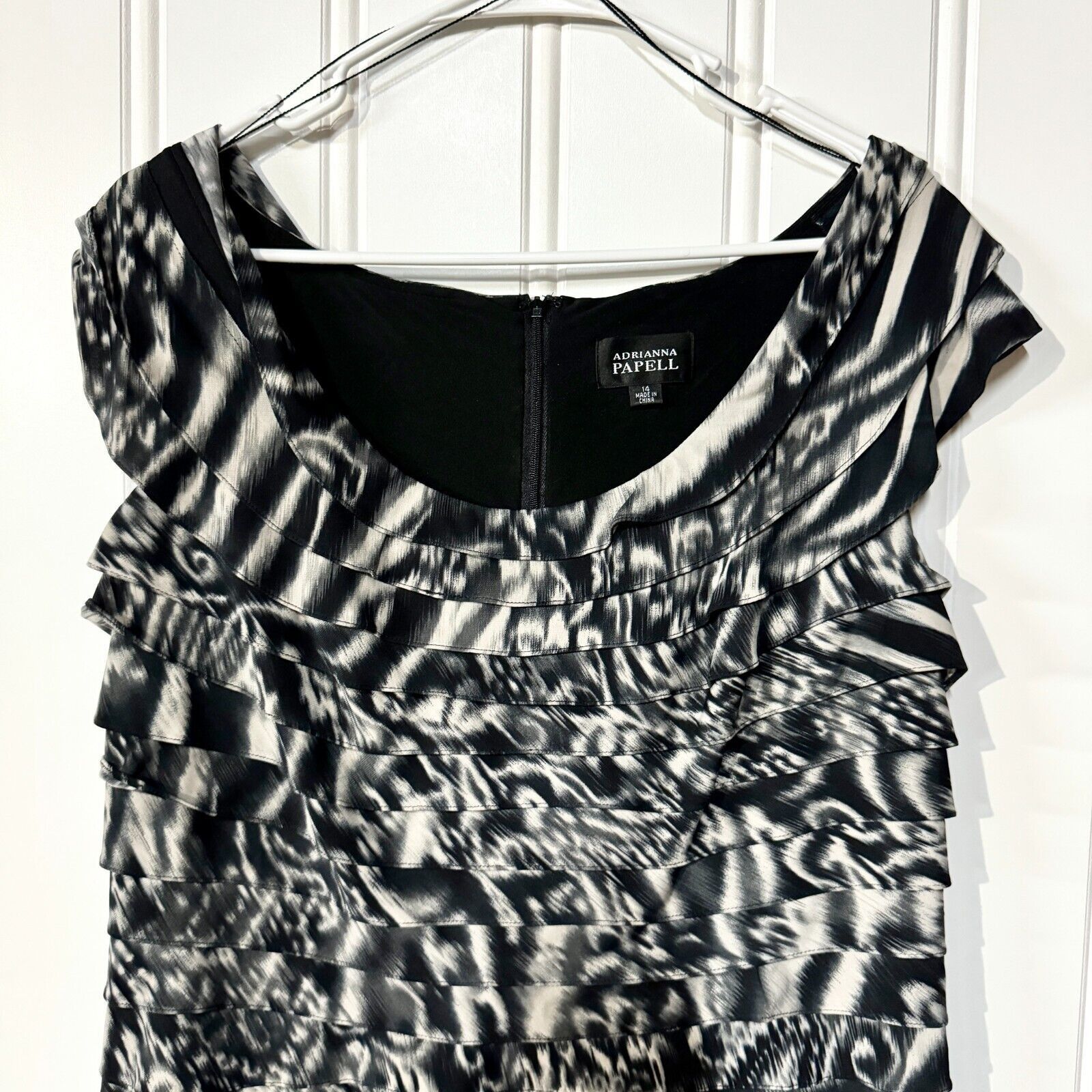 Adrianna Papell ADRIANNA PAPELL Dress 14 Mini Abstract Pleated Ruffled Layer Size XL / US 12-14 / IT 48-50 - 2 Thumbnail