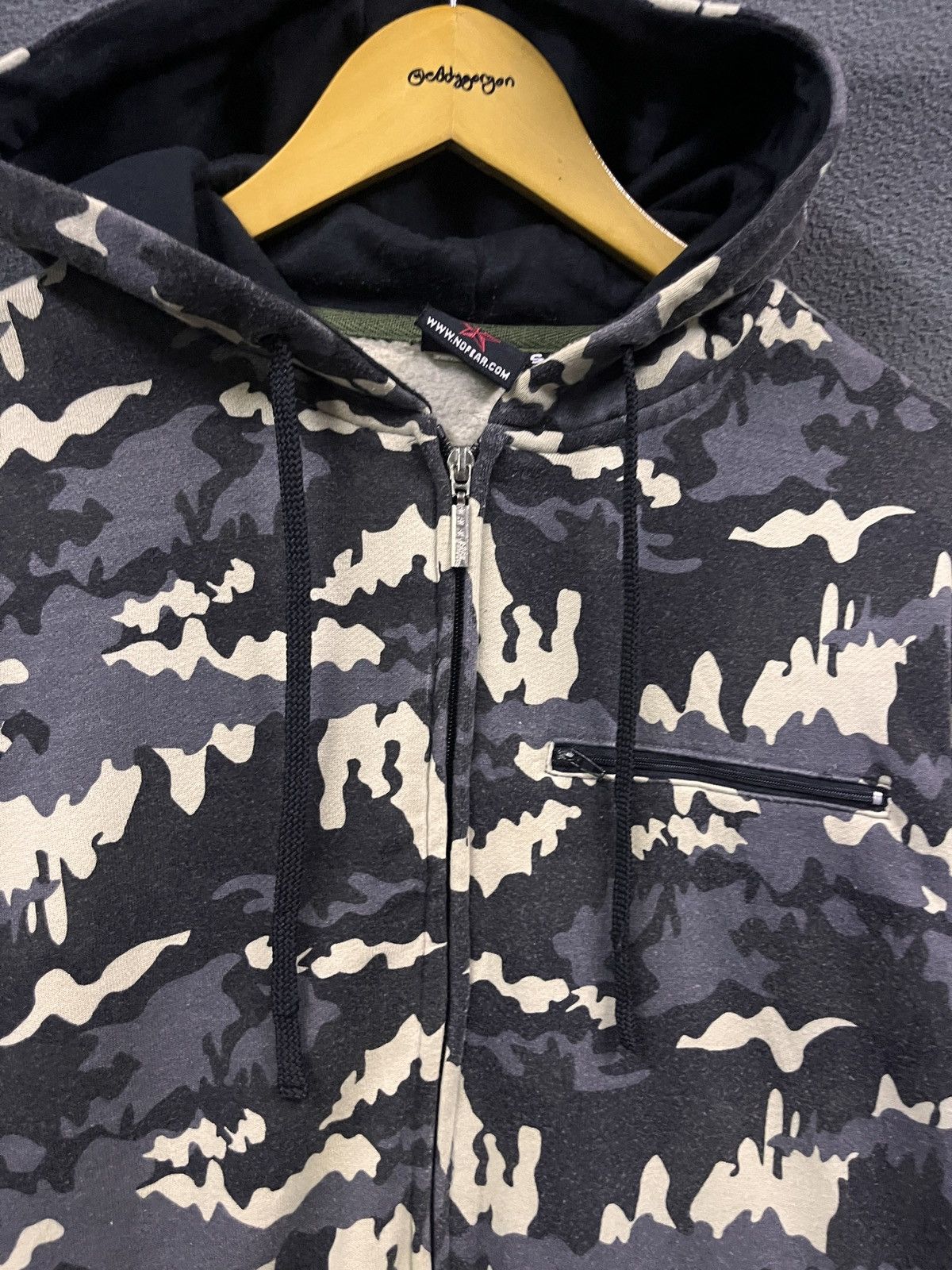 No Fear × Playboi Carti VINTAGE NO FEAR ARMY CAMO HOODIE Size US M / EU 48-50 / 2 - 6 Thumbnail