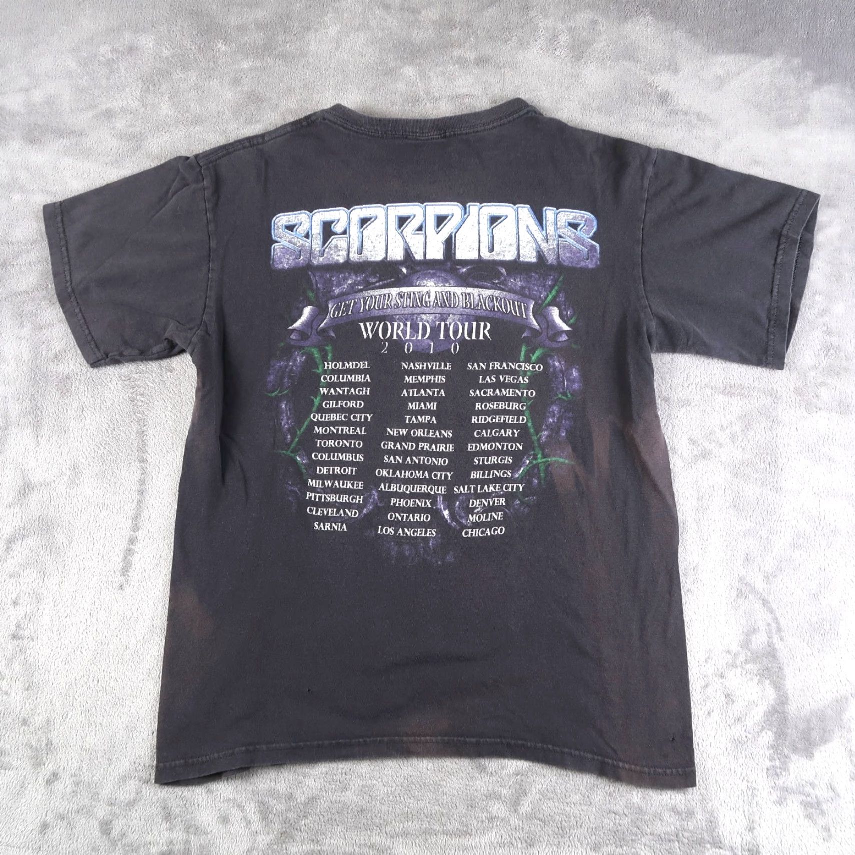 Anvil 2010 Scorpions Get your Sting and Blackout World Tour Graphic T Shirt M Black Mens Shirt Graphic Print Band Music 2010s Size US M / EU 48-50 / 2 - 2 Thumbnail