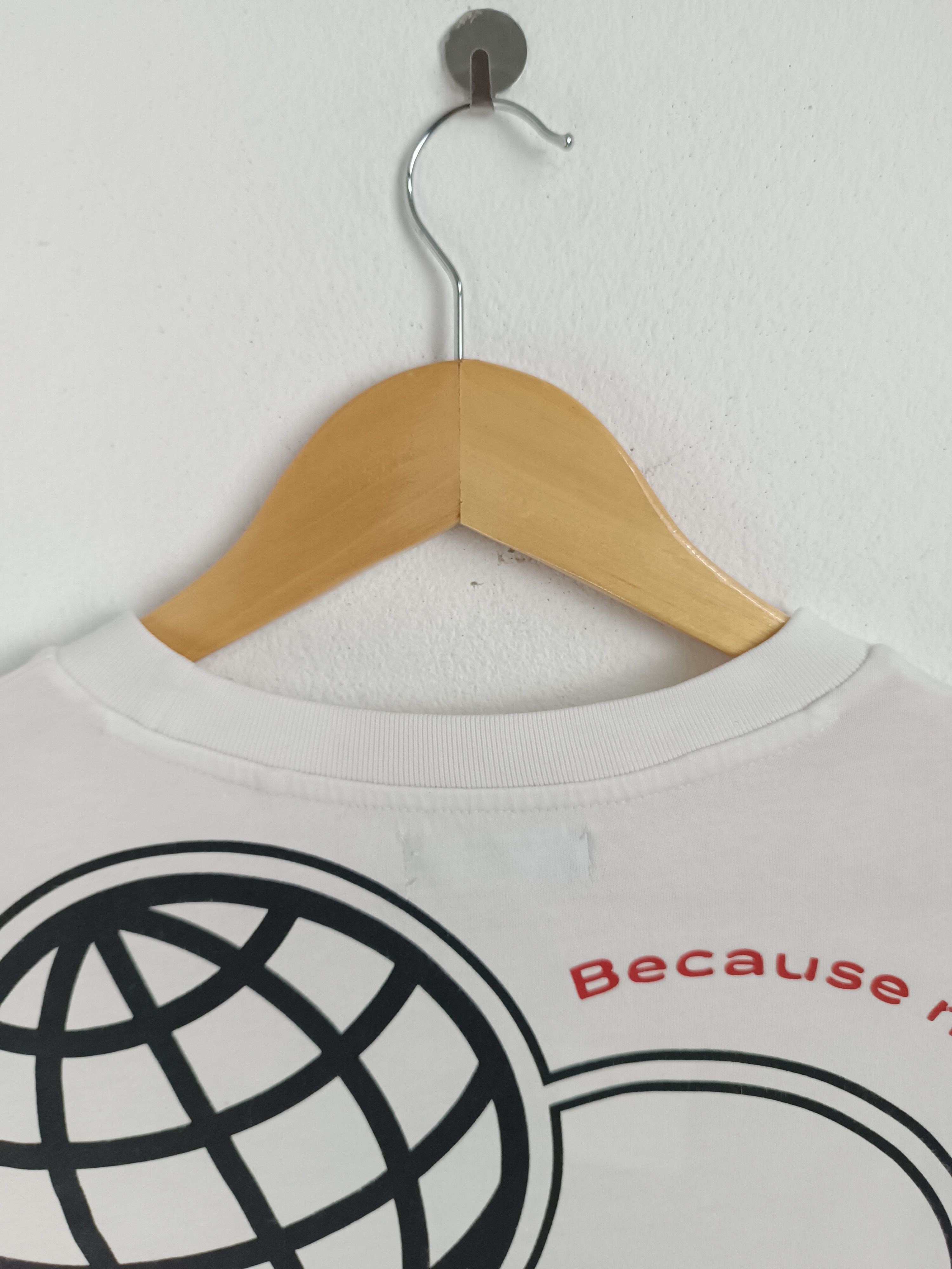 Japanese Brand VINTAGE BERSHKA DISCOVERY RARE DESIGN NASA SPACE TEE Size US M / EU 48-50 / 2 - 11 Thumbnail