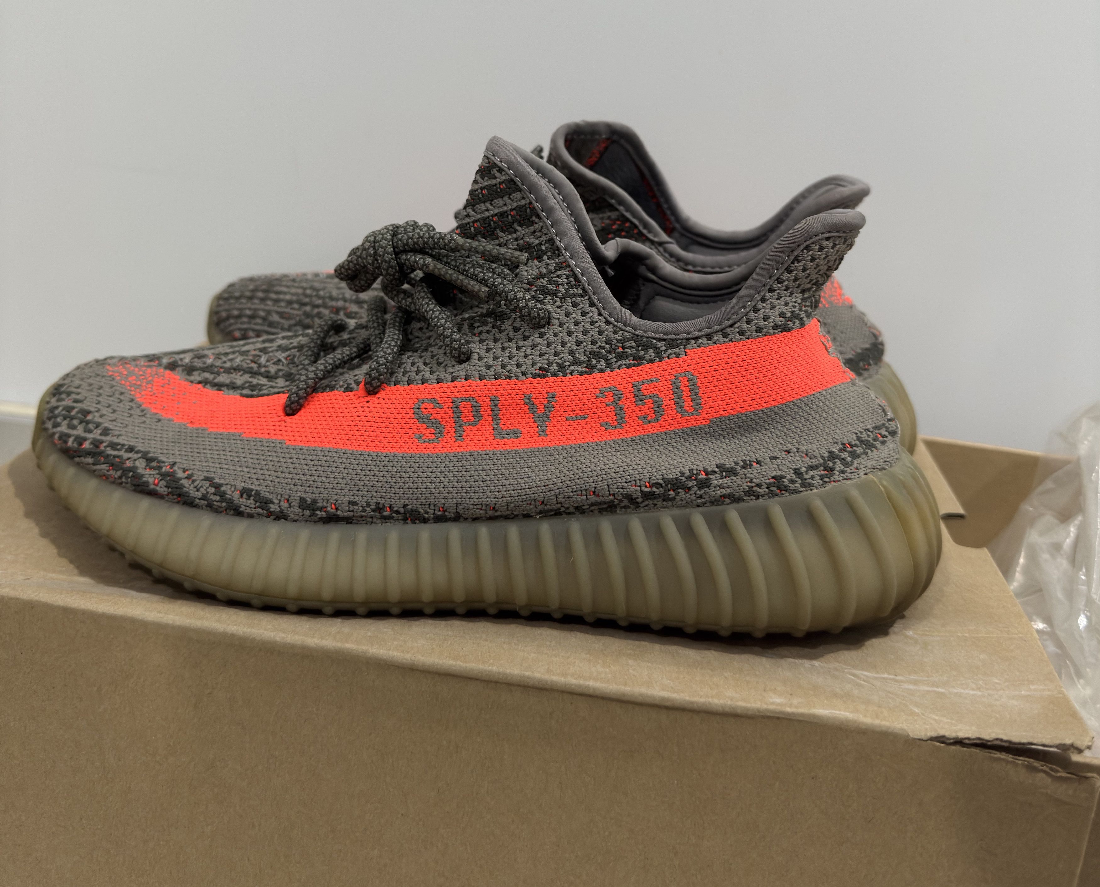 Adidas × Kanye West US9 Yeezy 350 V2 Beluga OG release pa DS OG ALL + receipts Size US 9 / EU 42 - 9 Thumbnail
