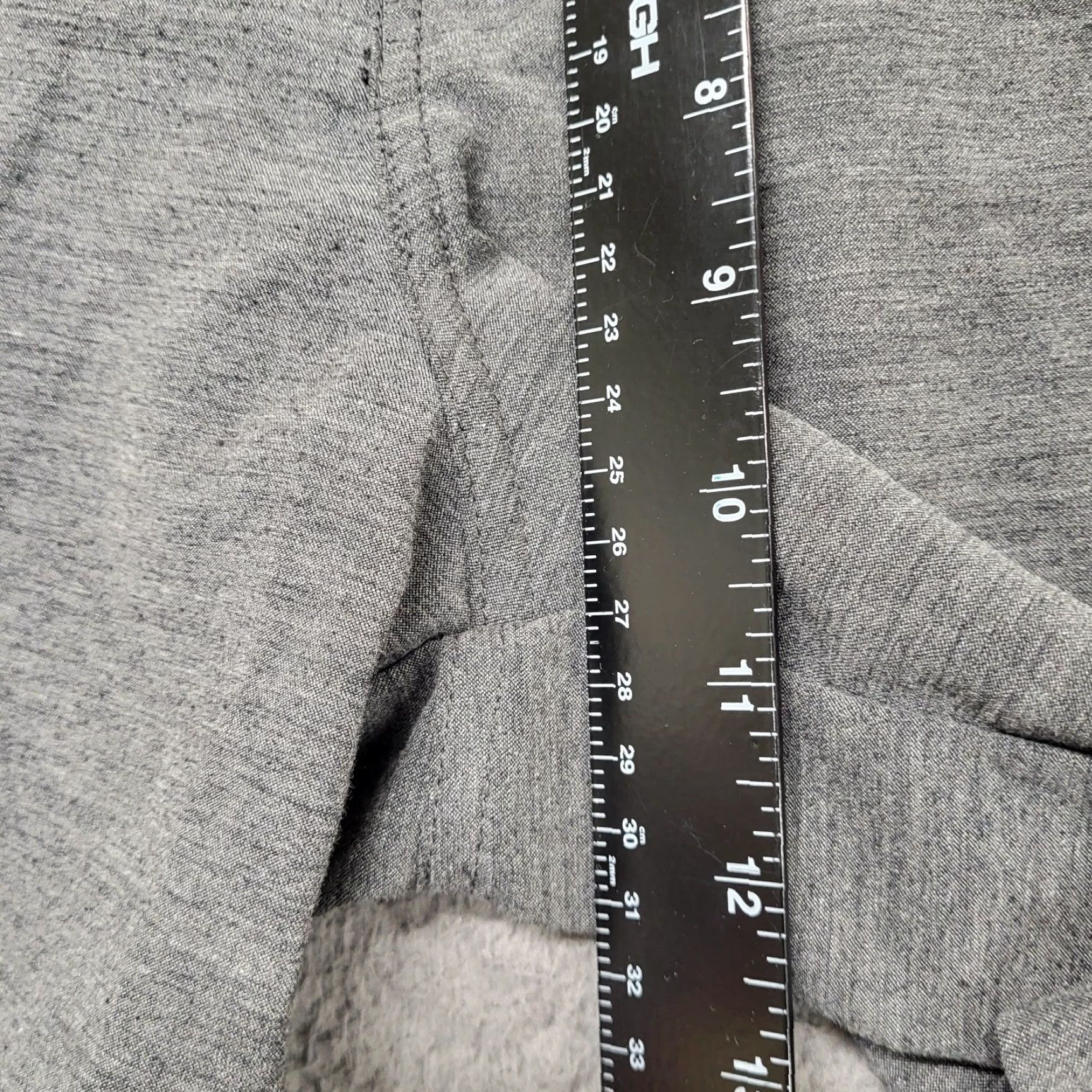 Vintage RGSTR Shorts Men 36 Performance Flat Front Golf Heather Gray Wicking Relaxed Fit Casual Outdoor Sports Pocket Zipper Button Embroidered Size US 36 / EU 52 - 4 Thumbnail