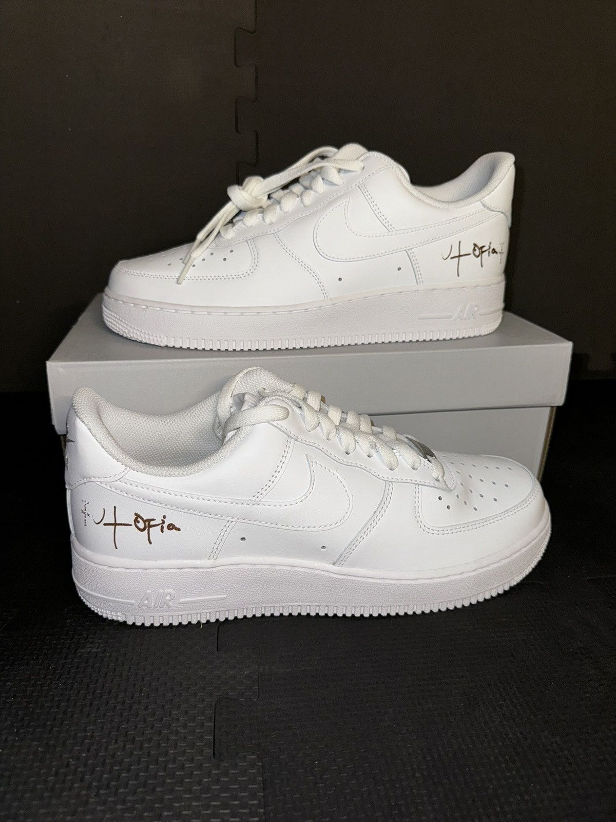 image of Nike Air Force 1 (Travis Scott Cactus Jack Utopia Edition) Shoes in White, Men's (Size 9)
