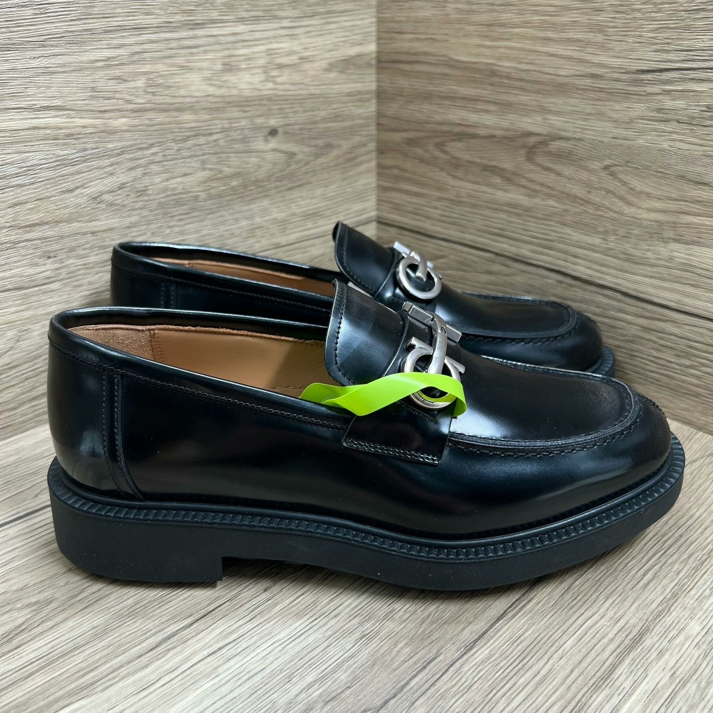 Salvatore Ferragamo Ferragamo Galles Black Silver Lock Loafers Size US 6.5 / EU 39-40 - 8 Thumbnail