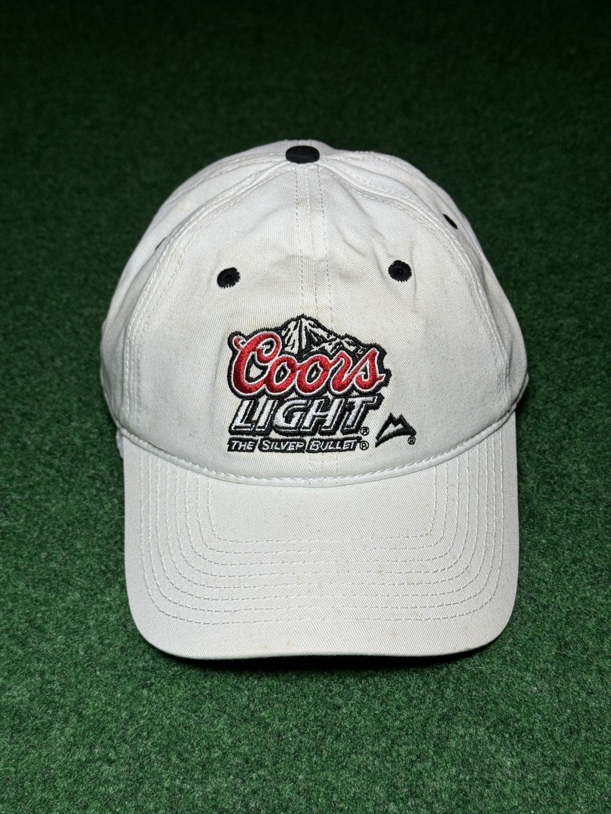 The Game Coors Light Vintage Snapback 90s Y2K Beer Hat Never Worn Size ONE SIZE - 1 Thumbnail