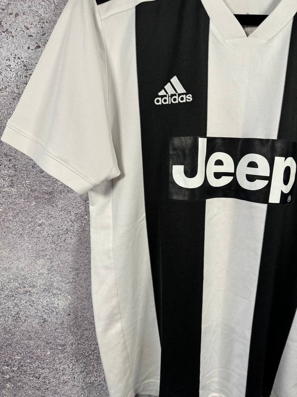 Adidas × Vintage Vintage Juventus 2018/19 Adidas Soccer Jersey Medium Size US M / EU 48-50 / 2 - 5 Thumbnail