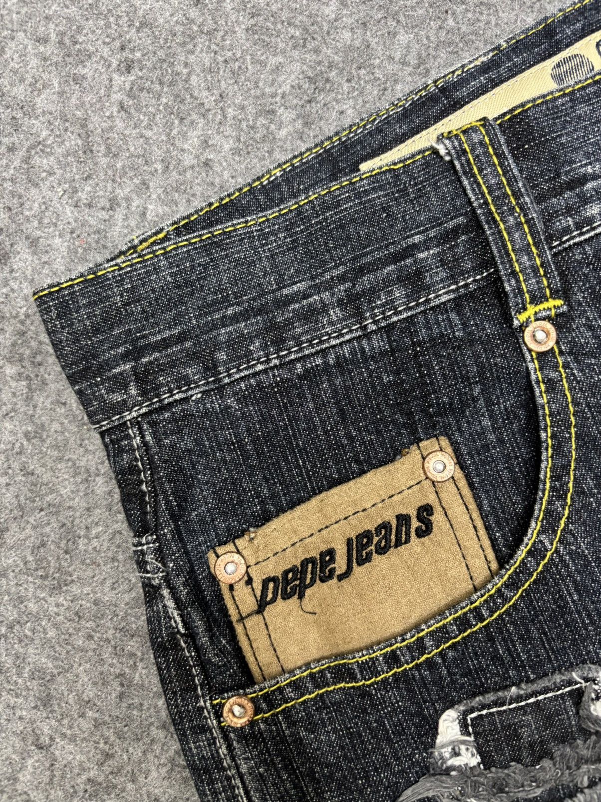 Japanese Brand 💥Baggy Patchwork💥Sick Rapper Pepe Patchwork Denim F687 Size US 35 - 11 Thumbnail