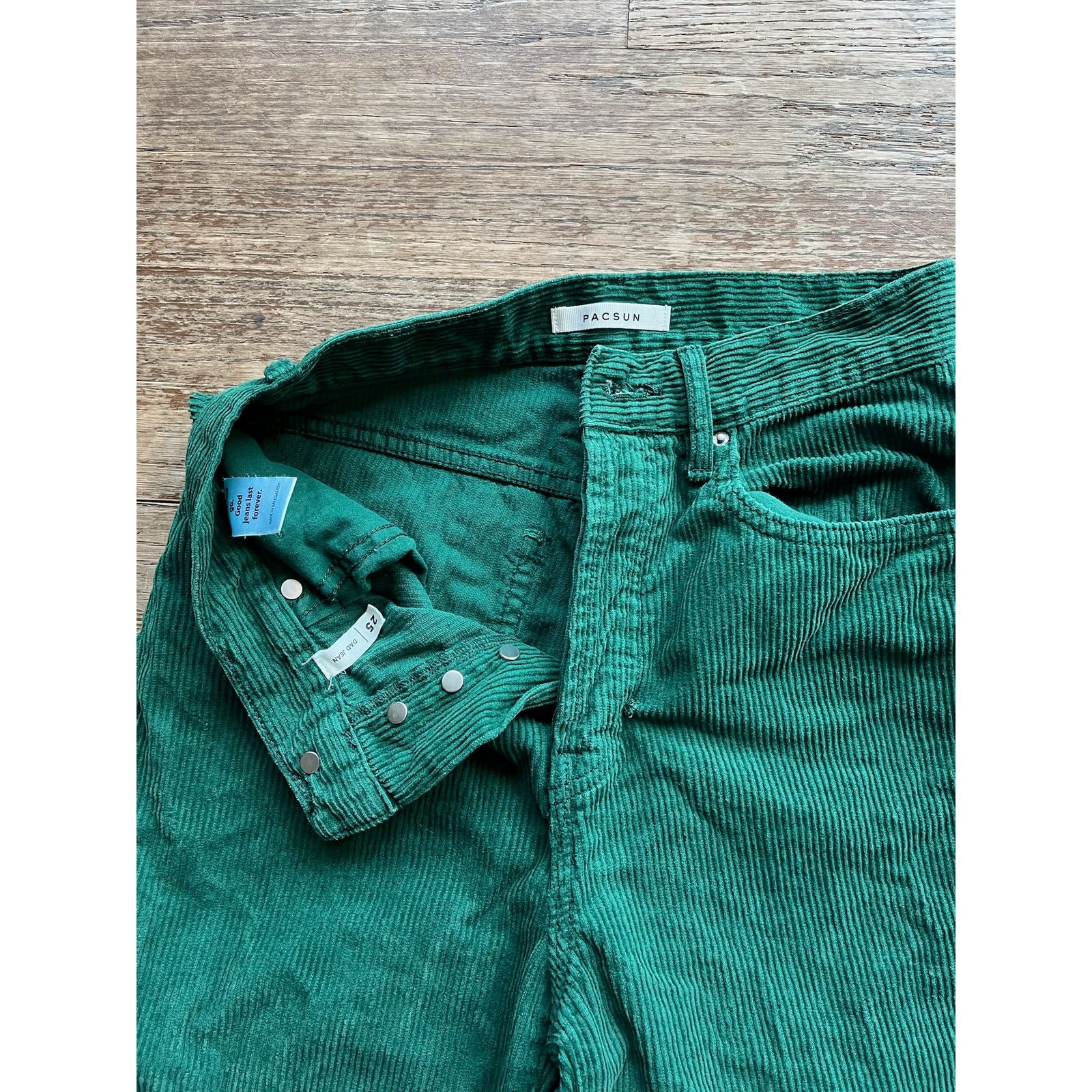 Pacsun Pacsun Dad Jean Green HR Cords, size 25 Size 25" / US 0 / IT 36 - 3 Thumbnail
